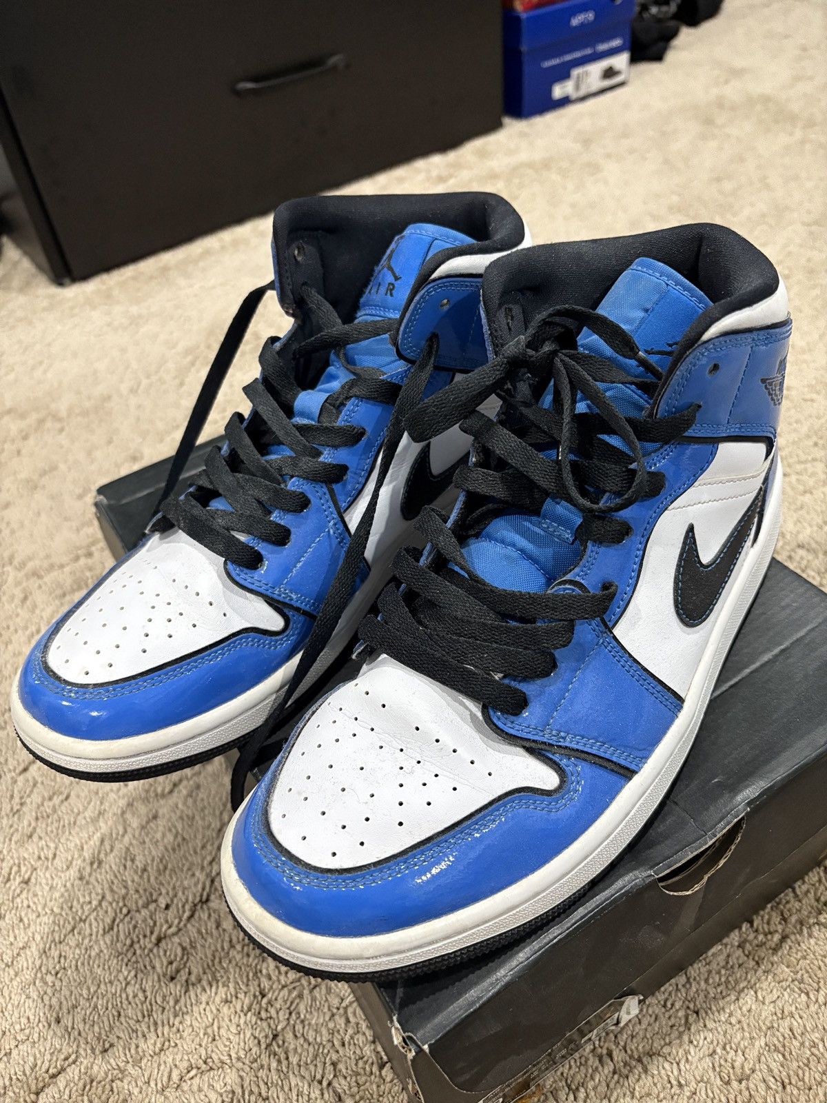 Jordan Brand Air Jordan 1 Se in blue colorway Size US 9 / EU 42 - 2 Thumbnail