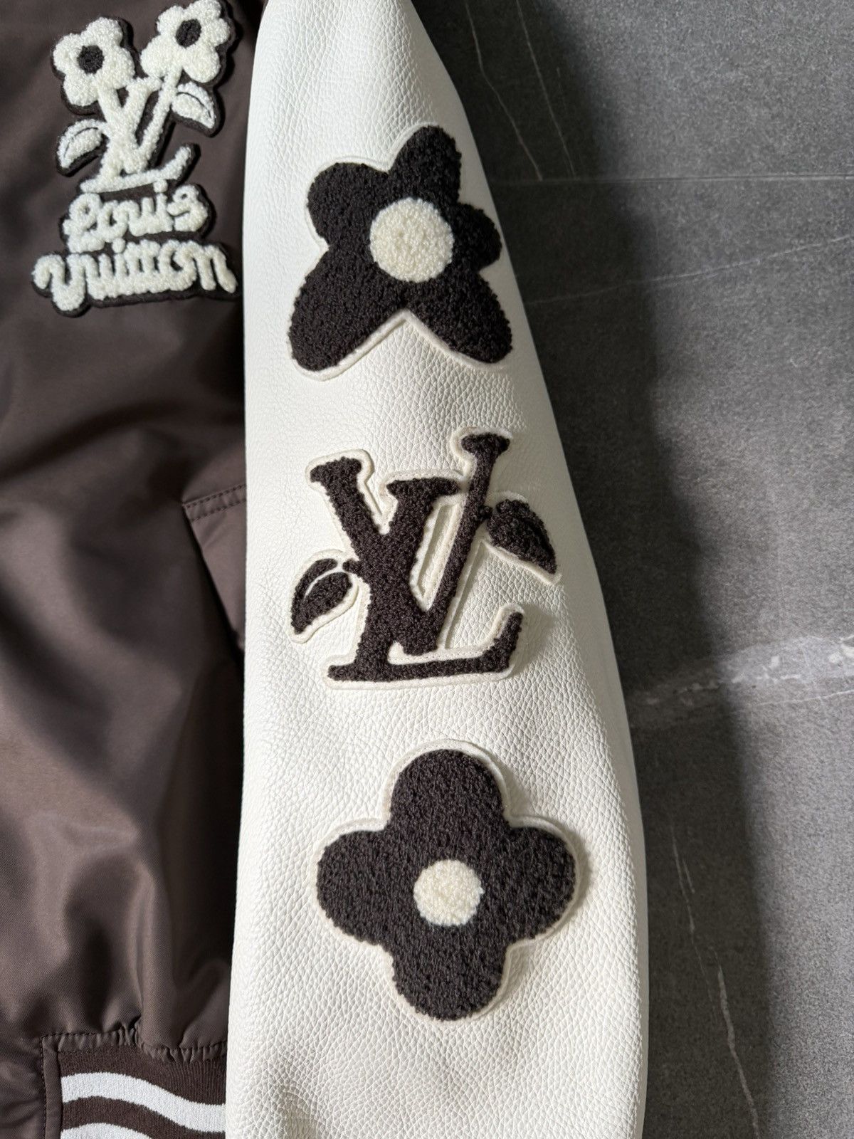 Louis Vuitton × Tyler The Creator Louis Vuitton Tyler The Creator Logo Embroidered Bomber Size US S / EU 44-46 / 1 - 5 Thumbnail