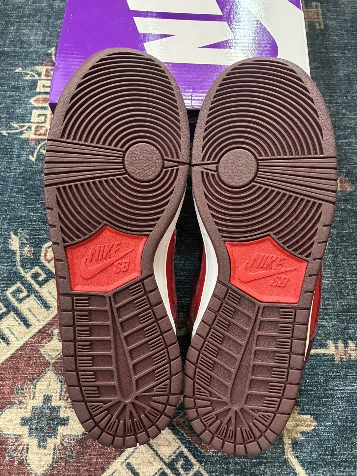 Nike Nike Sb Dunk Low Cherry SKU DM0807-600 Brand New Size 9.5M Size US 9.5 / EU 42-43 - 11 Thumbnail