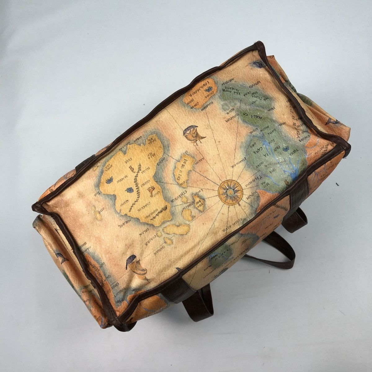 Kansai Yamamoto KANSAI YAMAMOTO MAP PRINTED SMALL TRAVEL COOLER BAG Size ONE SIZE - 5 Thumbnail