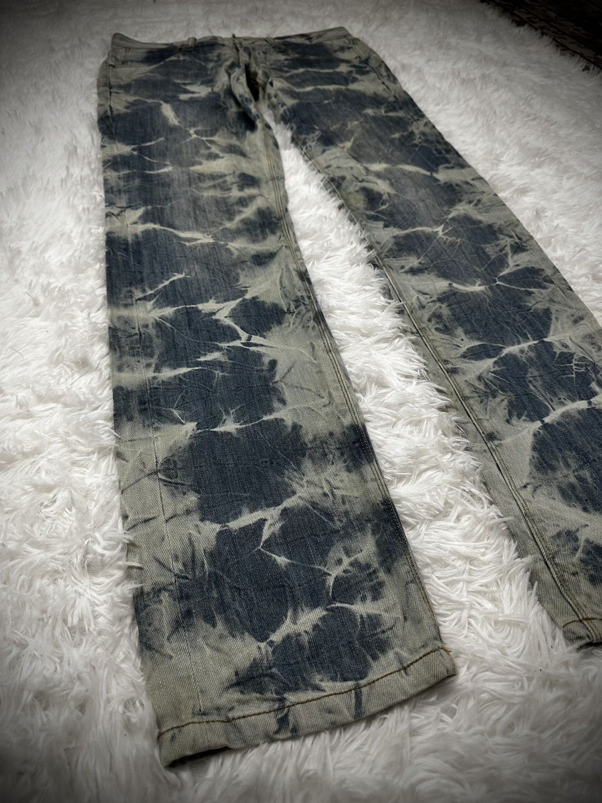 Japanese Brand 💥rare💥 semantic design flare bleach denim jeans Size US 32 / EU 48 - 2 Thumbnail