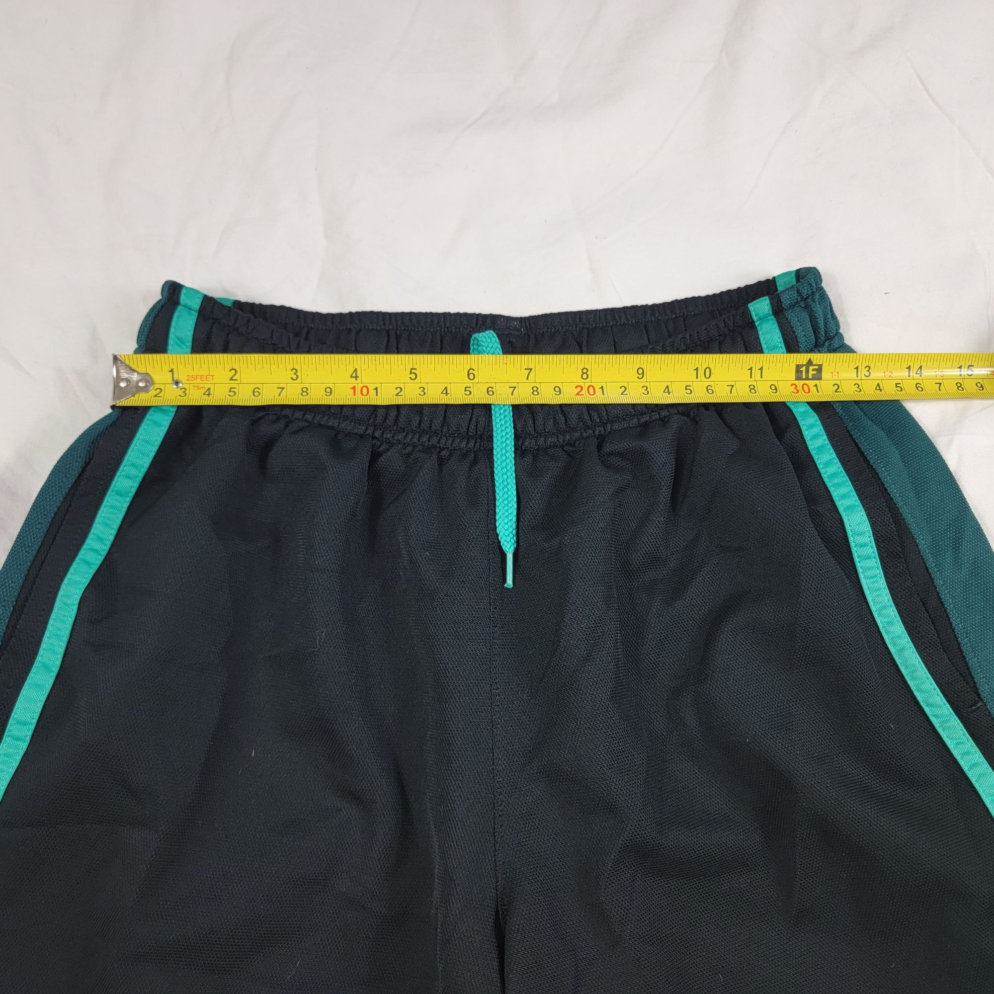 Nike Nike Dri Fit Mens Large Black Green Athletic Shorts Casual R Size US 44 / EU 60 - 9 Thumbnail