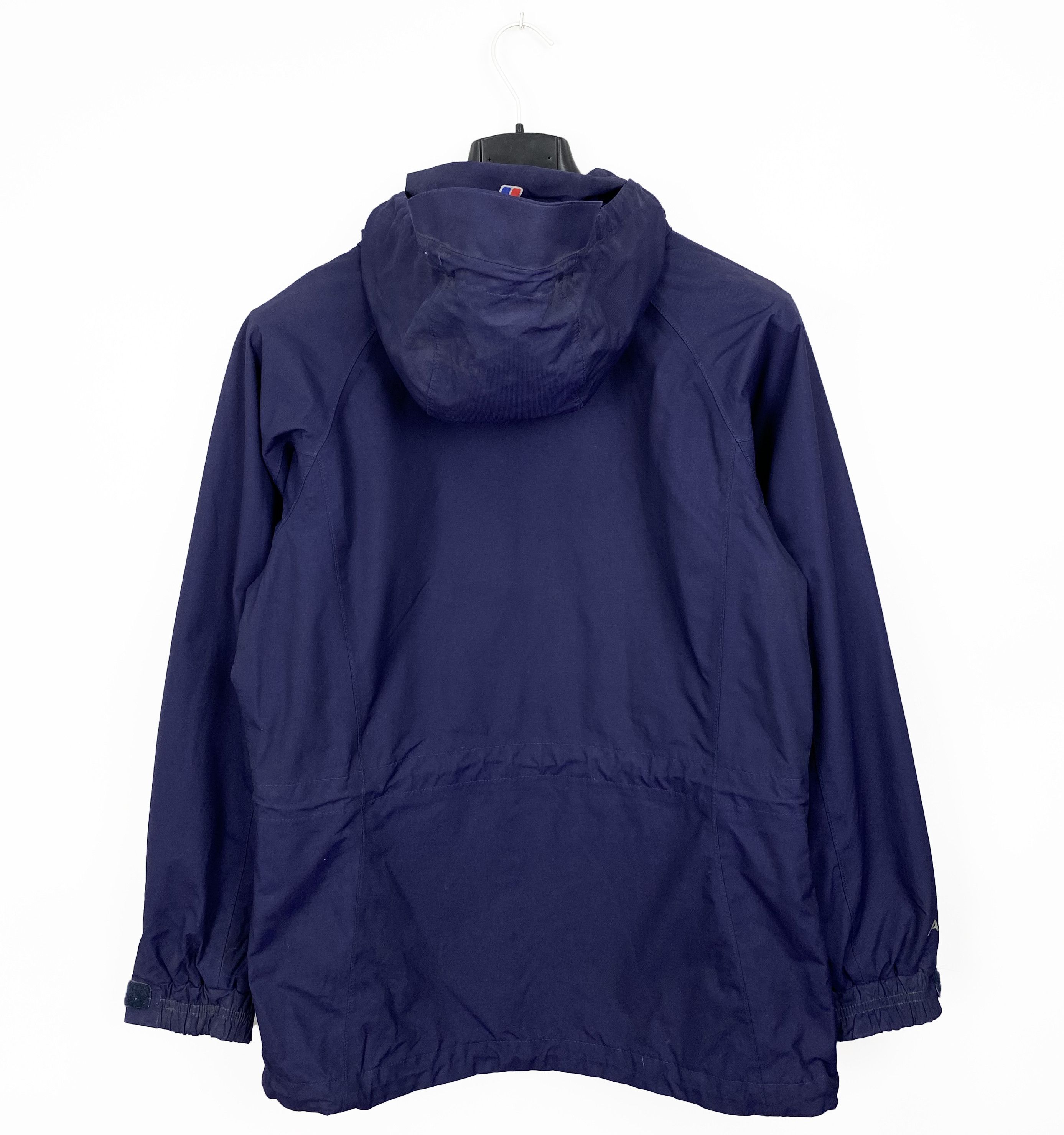 Berghaus Berghaus AQ2 Membrane Outdoor Light Jacket Size US S / EU 44-46 / 1 - 6 Thumbnail