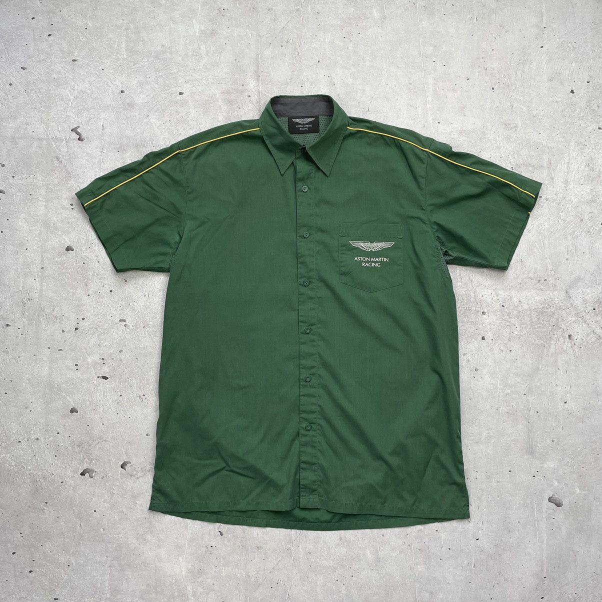 Vintage Vintage Aston Martin shirt formula 1 racing t shirt Size US M / EU 48-50 / 2 - 3 Thumbnail