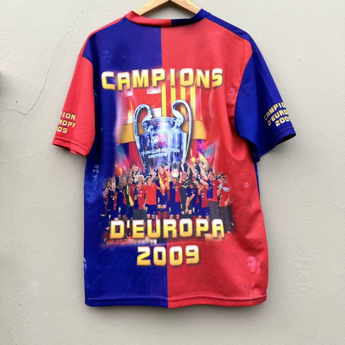 Vintage Vintage messi barcelona rare jersey Size US XL / EU 56 / 4 - 3 Thumbnail