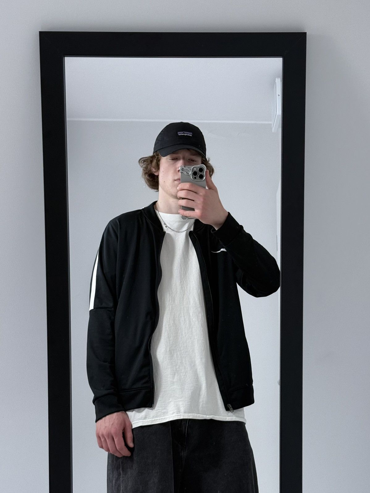Nike Vintage Nike Y2K streetwear zip sweatshirt Size US XL / EU 56 / 4 - 3 Thumbnail
