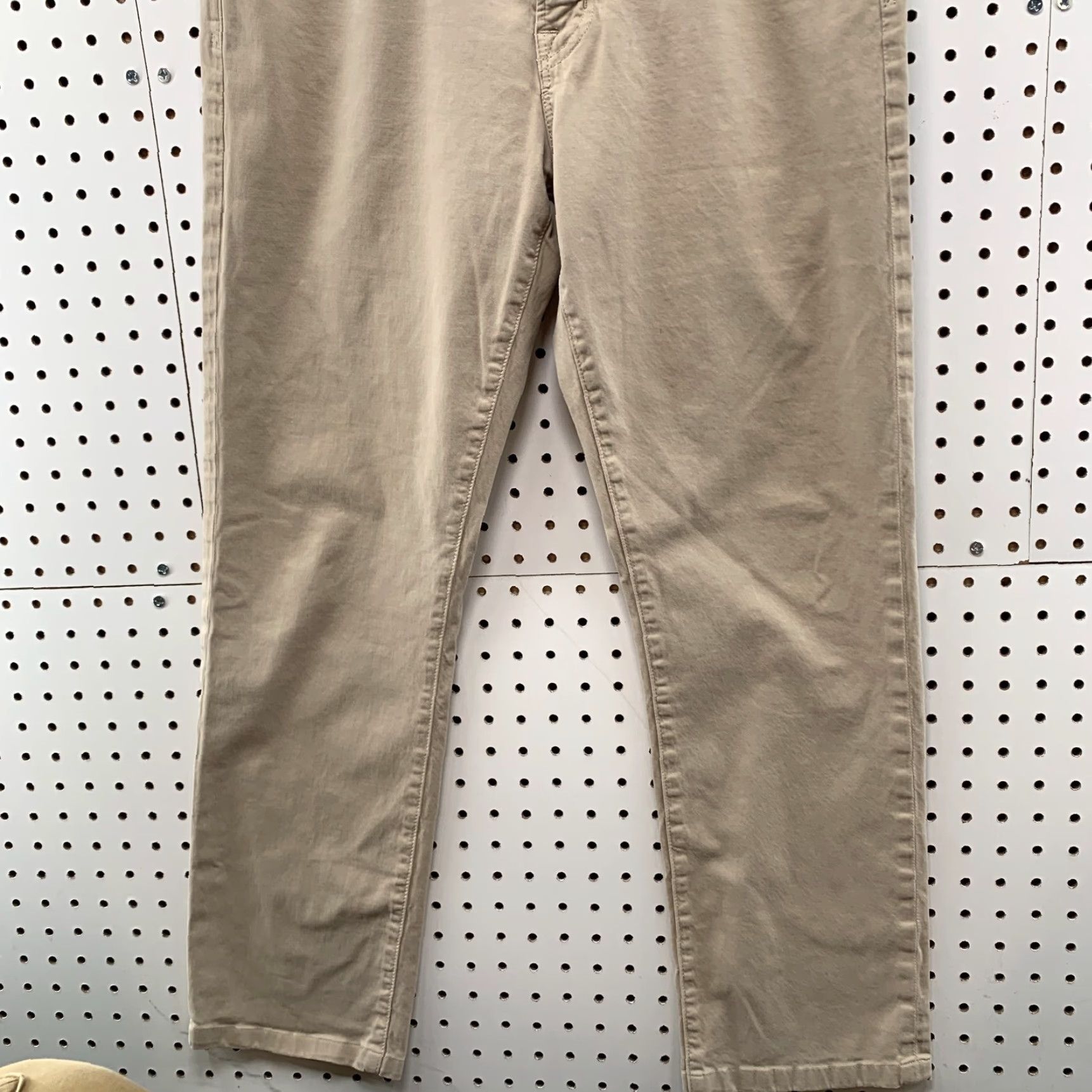 Vintage VINTAGE AG Adriano Goldschmied Chino Pants Beige Tan Size 34 35X28 Unisex Adults Pants Beige Tan 34 35X28 Regular Inseam 28 M L Mens Womens Girls Boys Size US 34 / EU 50 - 5 Thumbnail