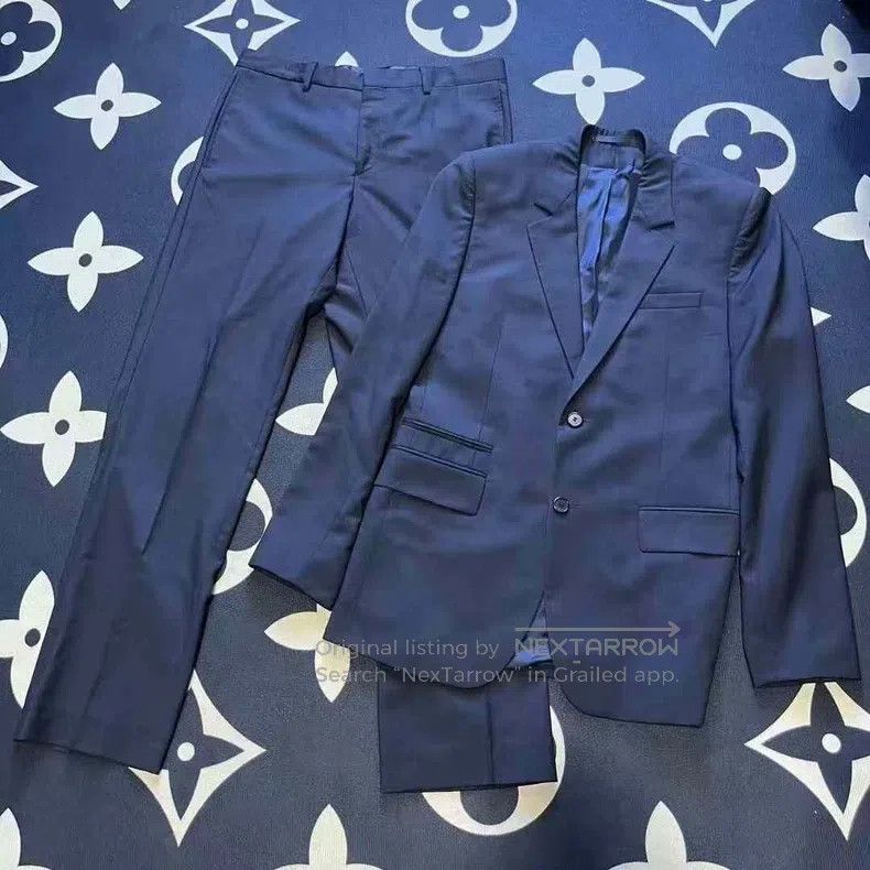 Givenchy Givenchy Size46 Black Suit Set (Size 46) Size US M / EU 48-50 / 2 - 6 Thumbnail