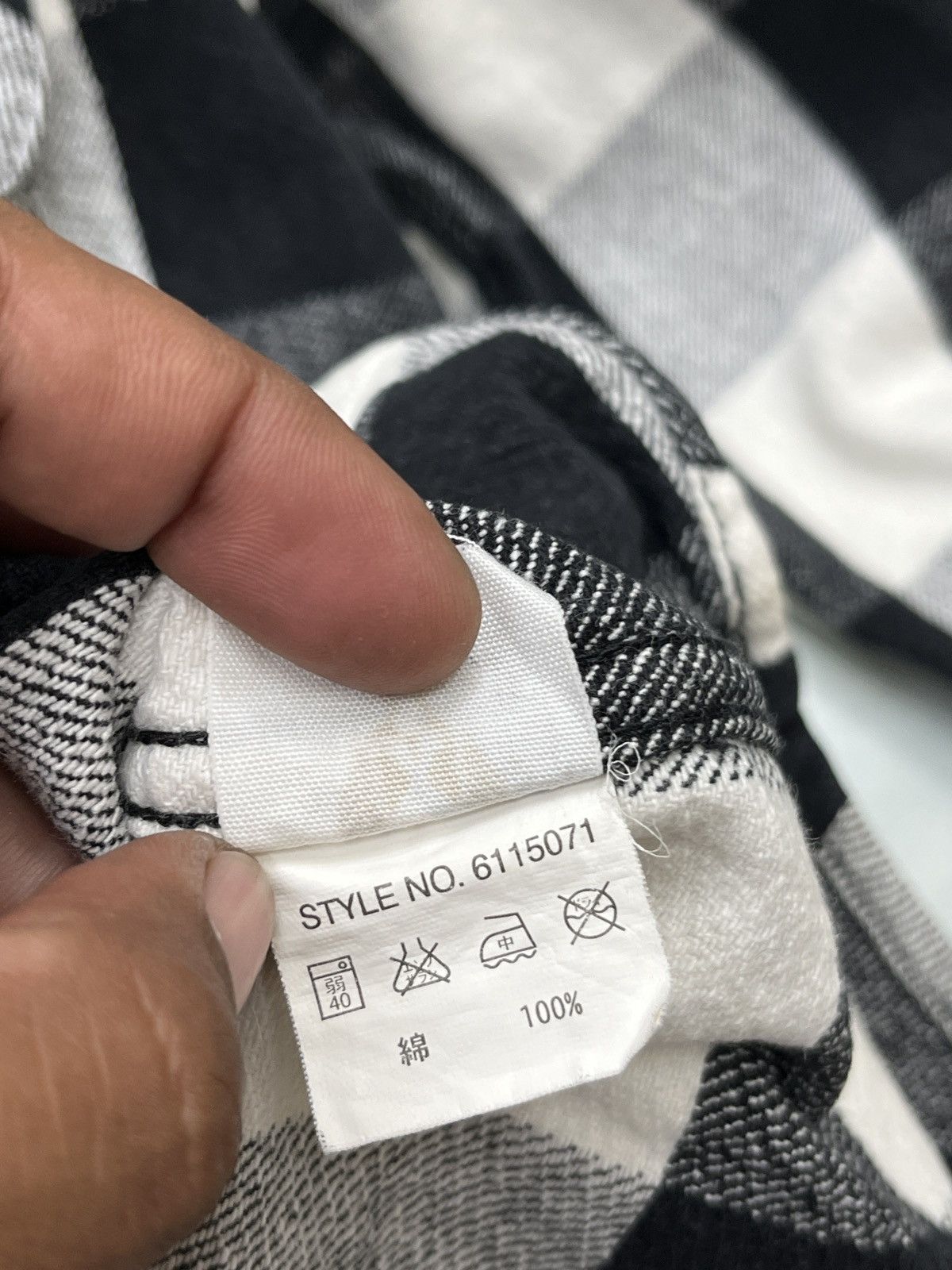 Avirex 🔥🔥🔥STEALS AVIREX CHECKERED FLANEL Size US M / EU 48-50 / 2 - 9 Thumbnail