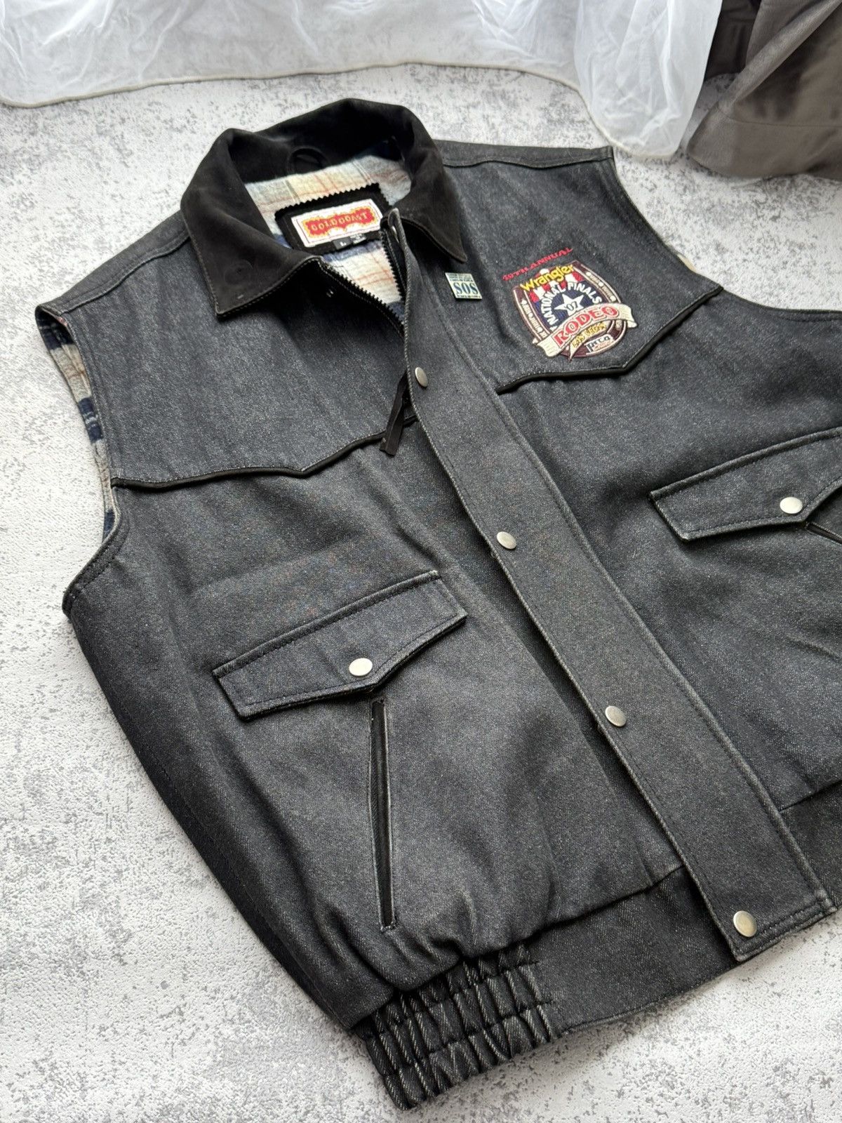 Wrangler Rare Gold Coast Wrangler ‘07 Rodeo Las Vegas Biker Vest Size US L / EU 52-54 / 3 - 4 Thumbnail