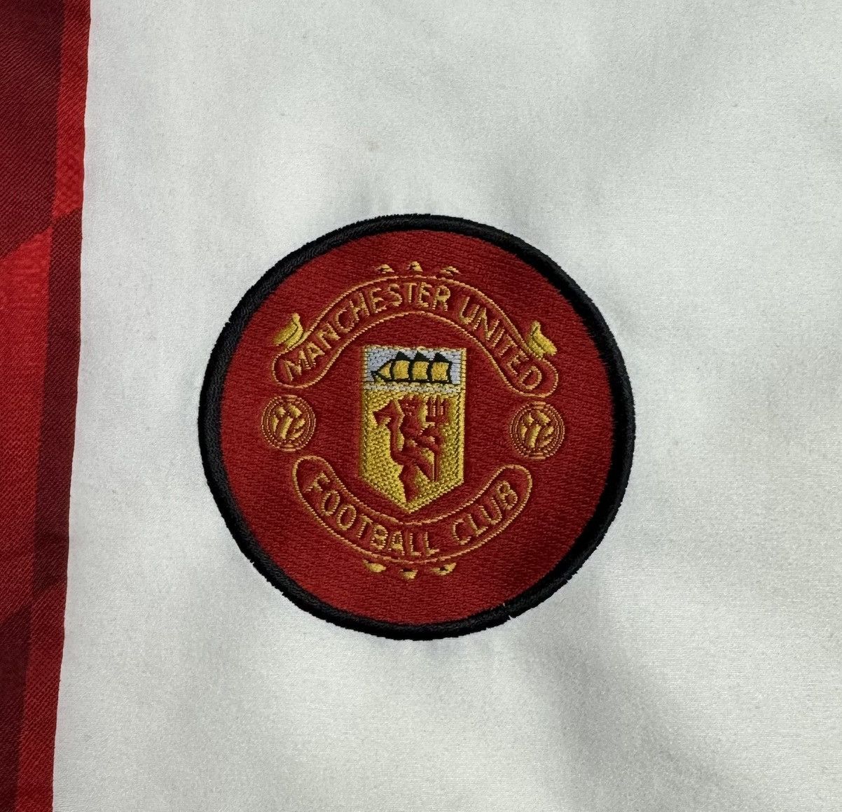 Umbro Manchester United 1996/98 Home Football Soccer Shorts Umbro Size US 30 / EU 46 - 8 Thumbnail