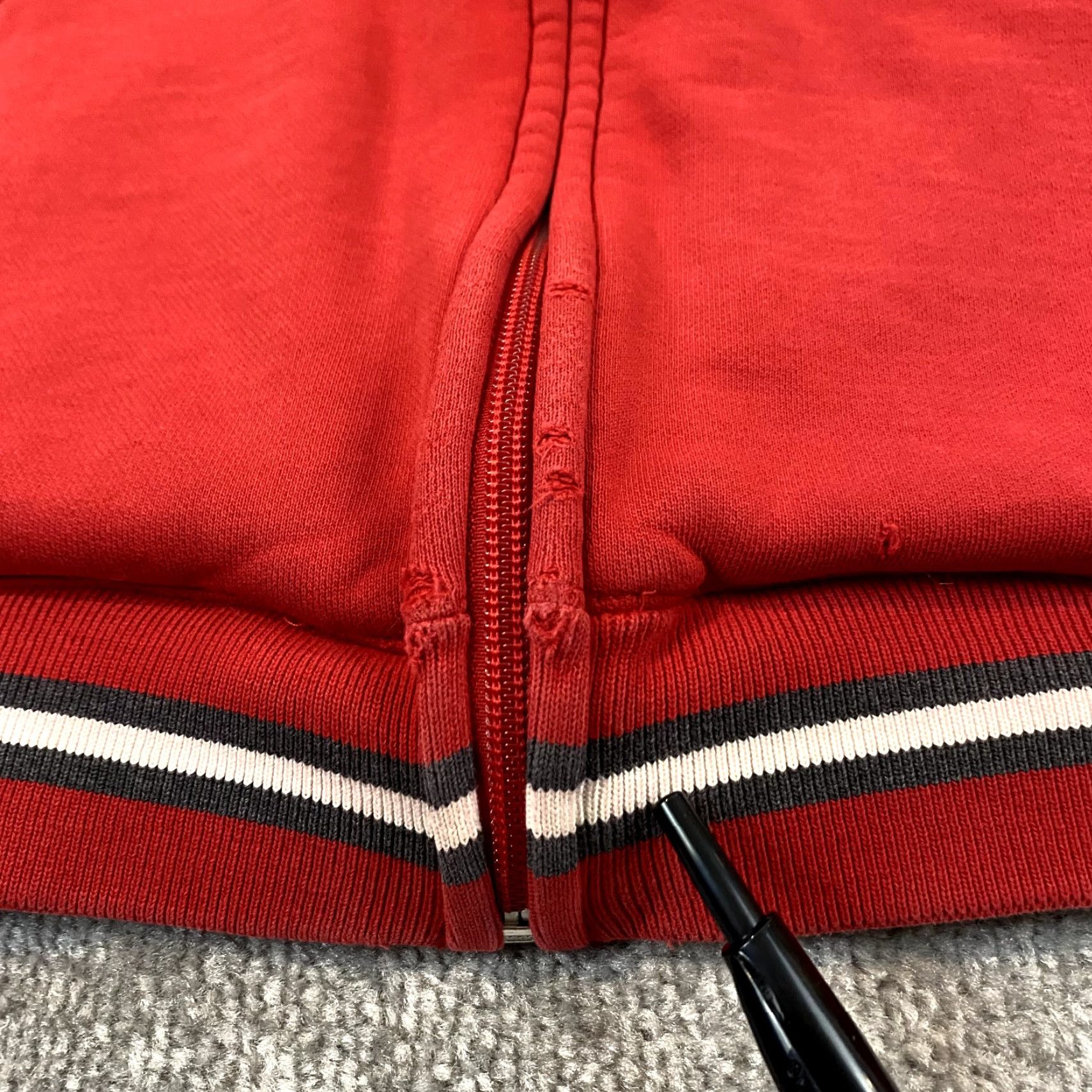 Enyce ENYCE Jacket Men Large Red Black Zip Hoodie Full Zip Skate Retro Streetwear Y2K Size US L / EU 52-54 / 3 - 7 Thumbnail