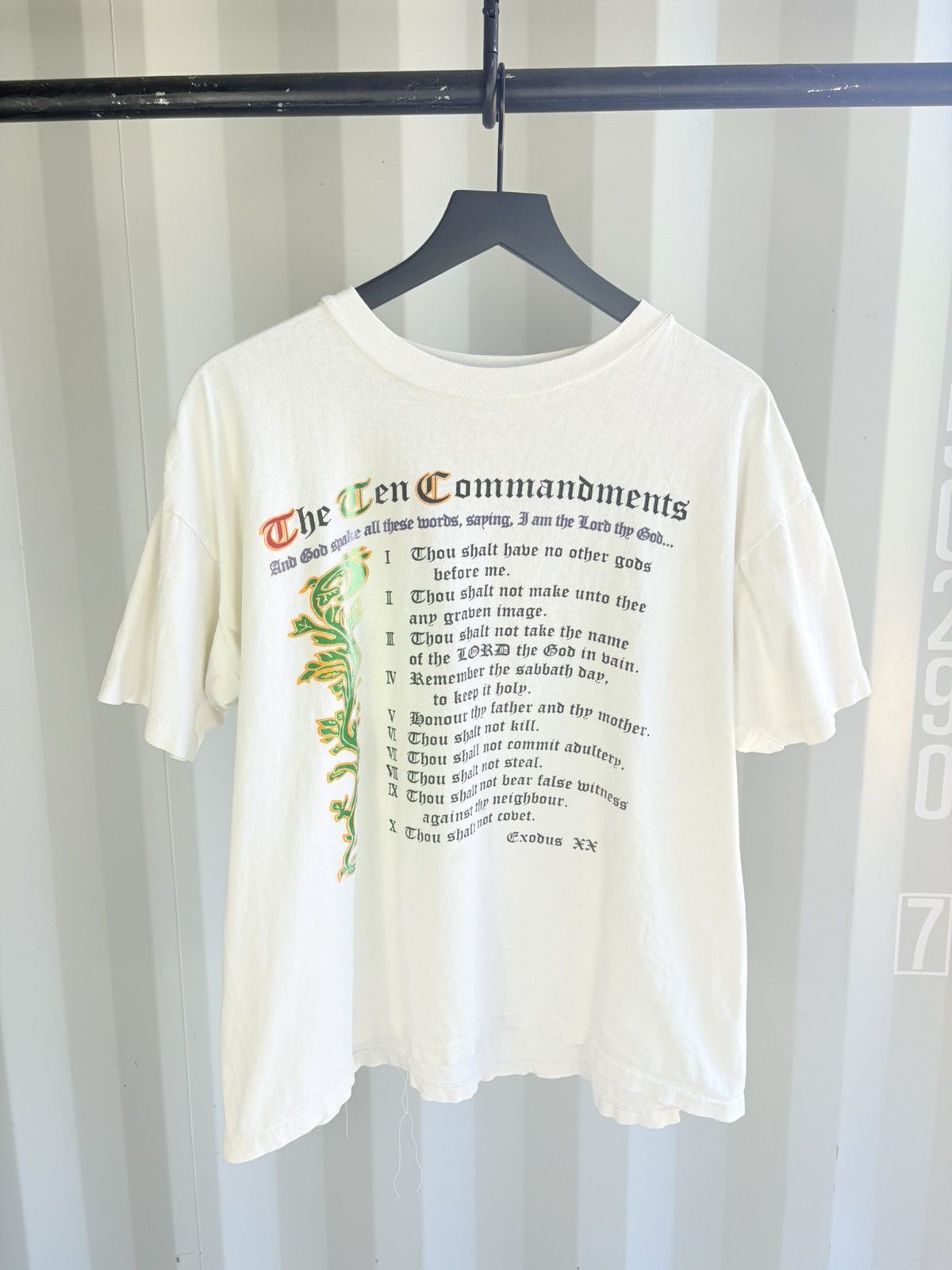 Vintage Vintage Ten Commandment Shirt Faded Distressed Grunge Jesus Size US XL / EU 56 / 4 - 1 Thumbnail