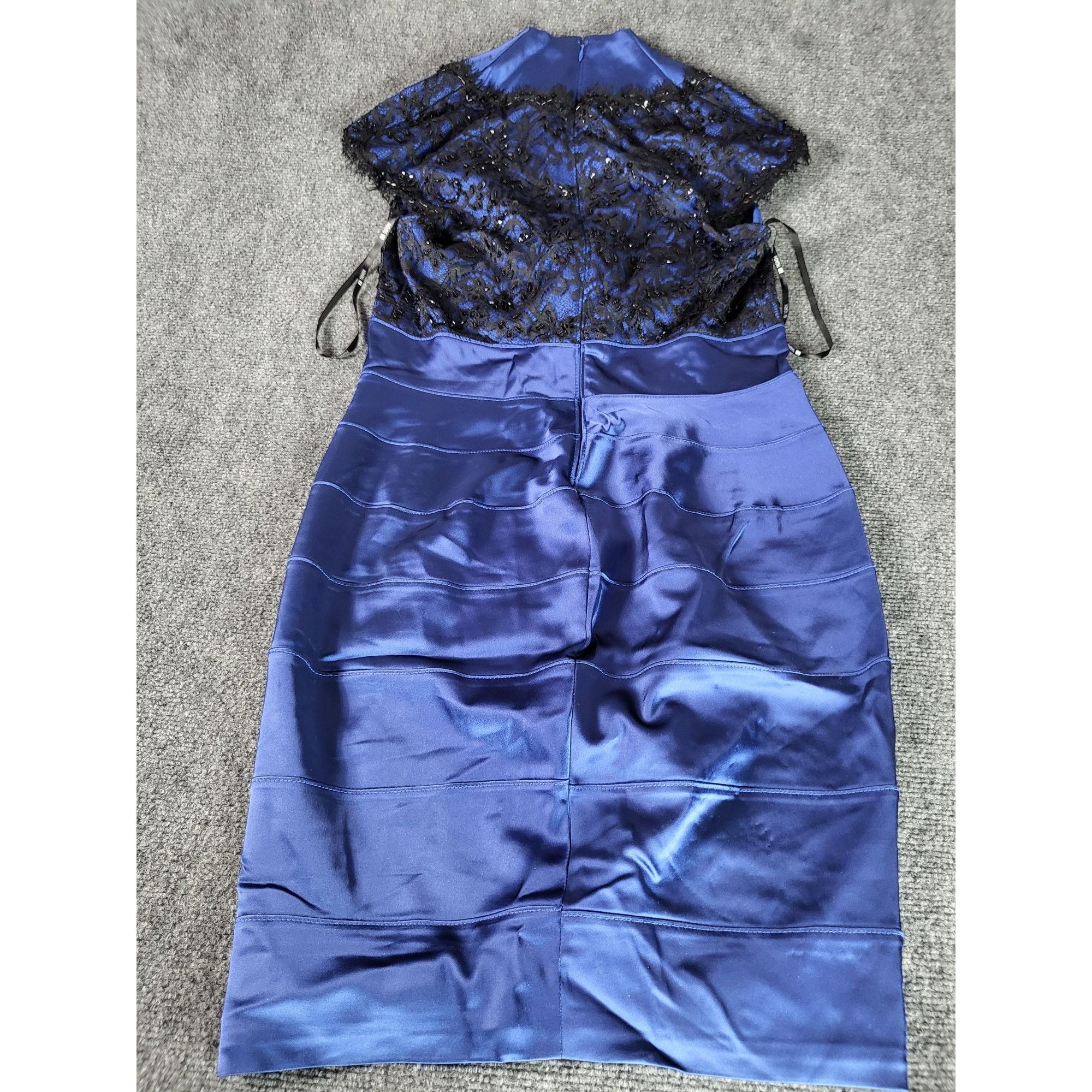 Tadashi Shoji Vintage Tadashi Shoji Lace Shift Dress Women Sz 12 Blue Blac Size XL / US 12-14 / IT 48-50 - 2 Thumbnail