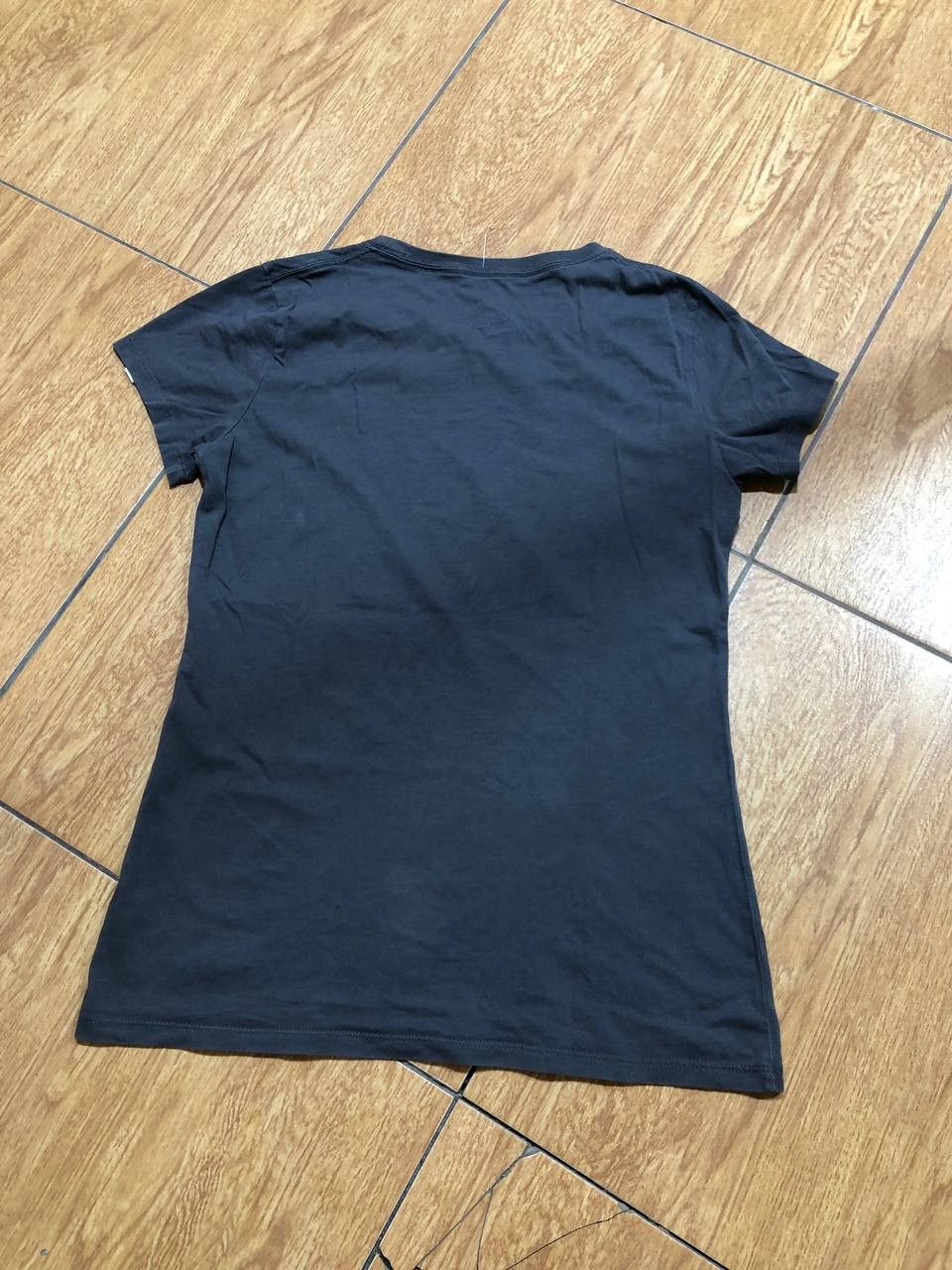Arc'teryx Arcteryx center Logo Graphic T-Shirt streetwear Size S / US 4 / IT 40 - 4 Thumbnail