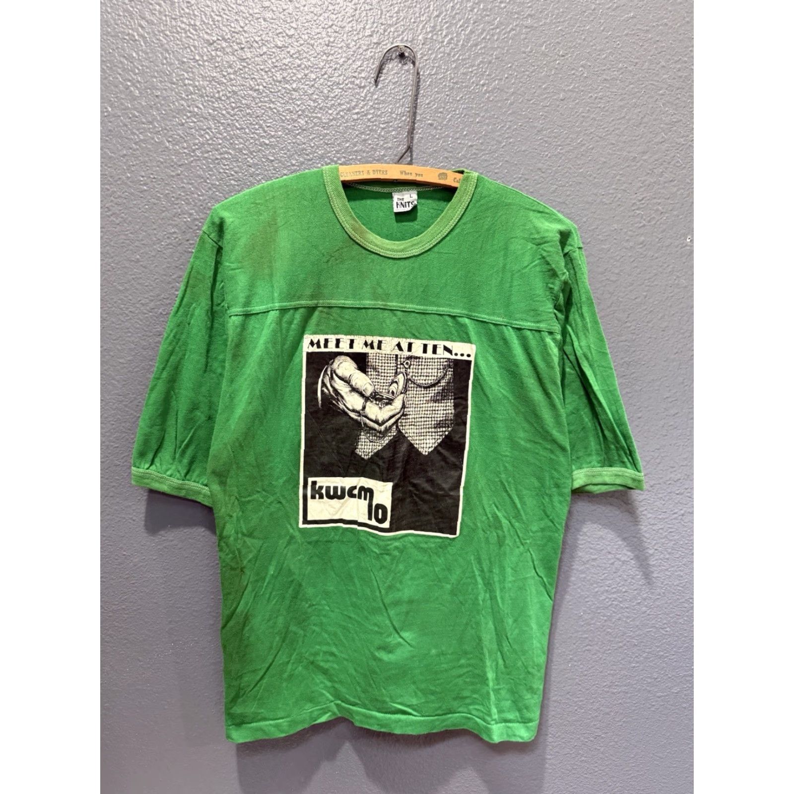 Glanshirt VINTAGE The Knits Raglan Shirt Green 70s Meet Me At 10 Iron On Graphic Sz Large Mens Size US L / EU 52-54 / 3 - 4 Thumbnail