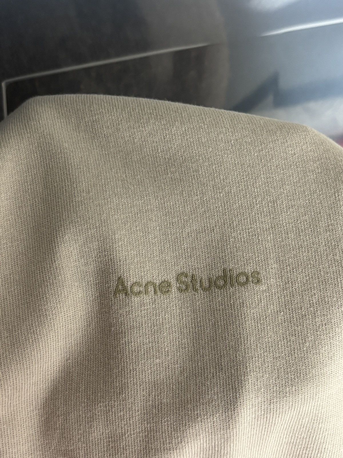 Acne Studios Acne Studios Oversized Boxy Center Logo Beige Tee Size US M / EU 48-50 / 2 - 3 Thumbnail