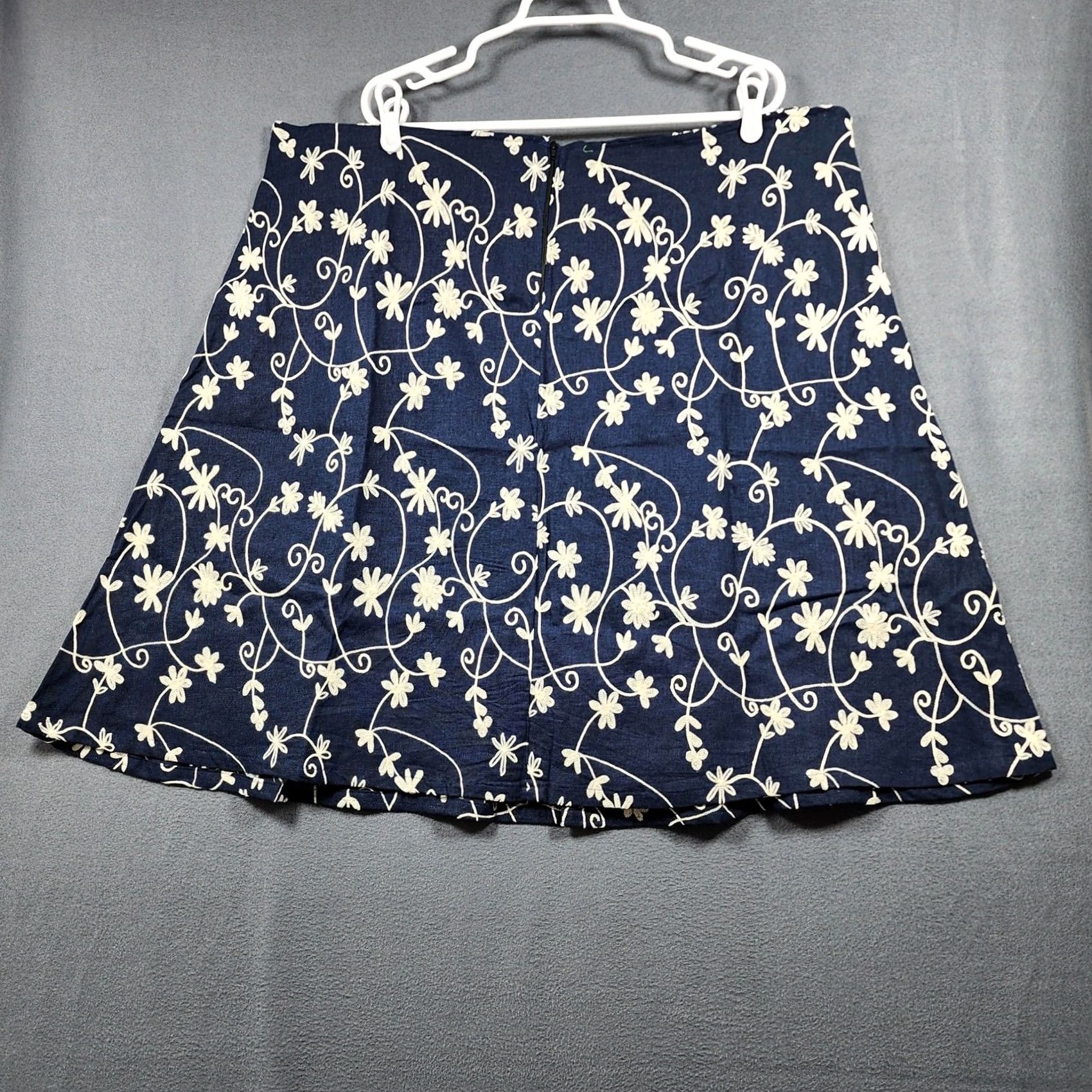 Vintage VINTAGE Handmade Skirt Plus Size 4XL Blue Embroidered Floral Mini Festival Size 40" / US 18 - 2 Thumbnail
