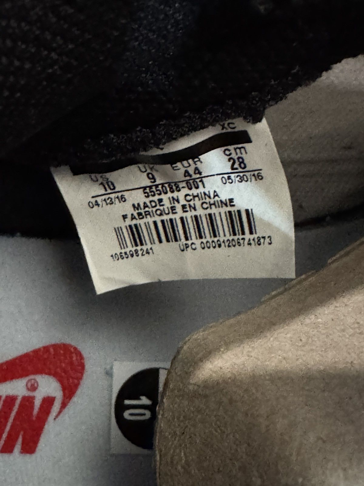 Jordan Brand Jordan 1 Banned 2016 Size US 10 / EU 43 - 6 Thumbnail