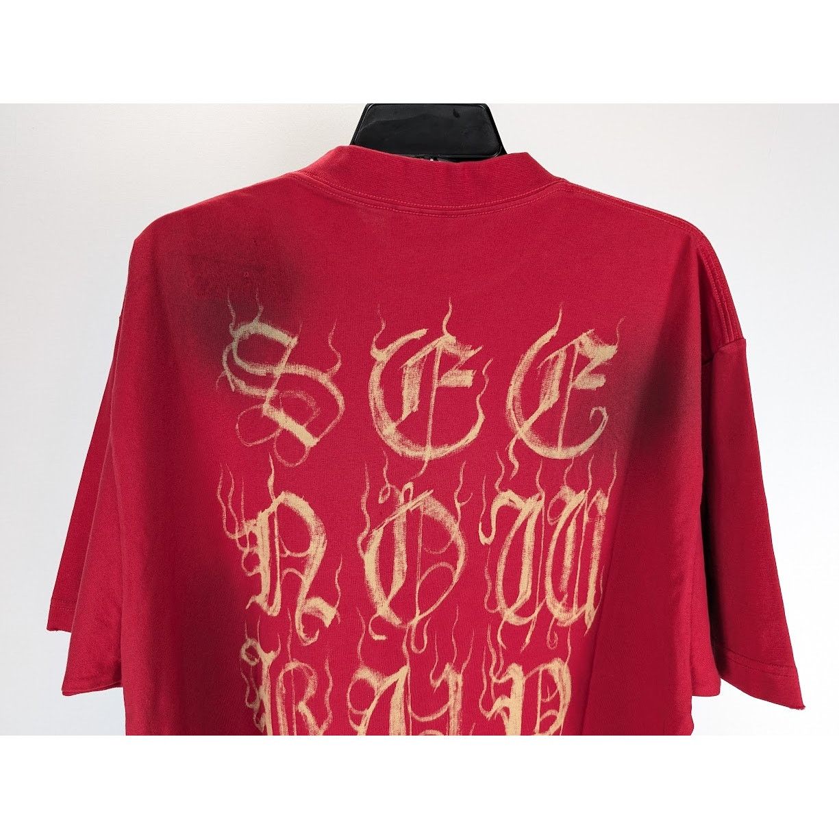 Balenciaga o1rshd1 Heavy Metal T-Shirt in Red Size US M / EU 48-50 / 2 - 12 Thumbnail