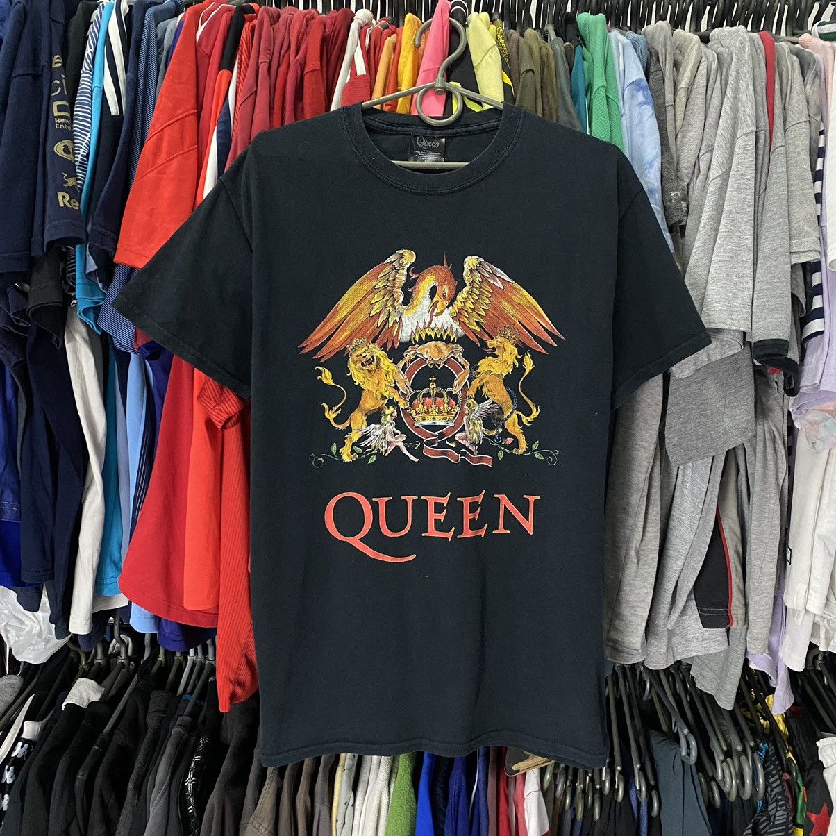 Band Tees Vintage Queen Big logo 2013 Rock Band tee Size US M / EU 48-50 / 2 - 1 Thumbnail