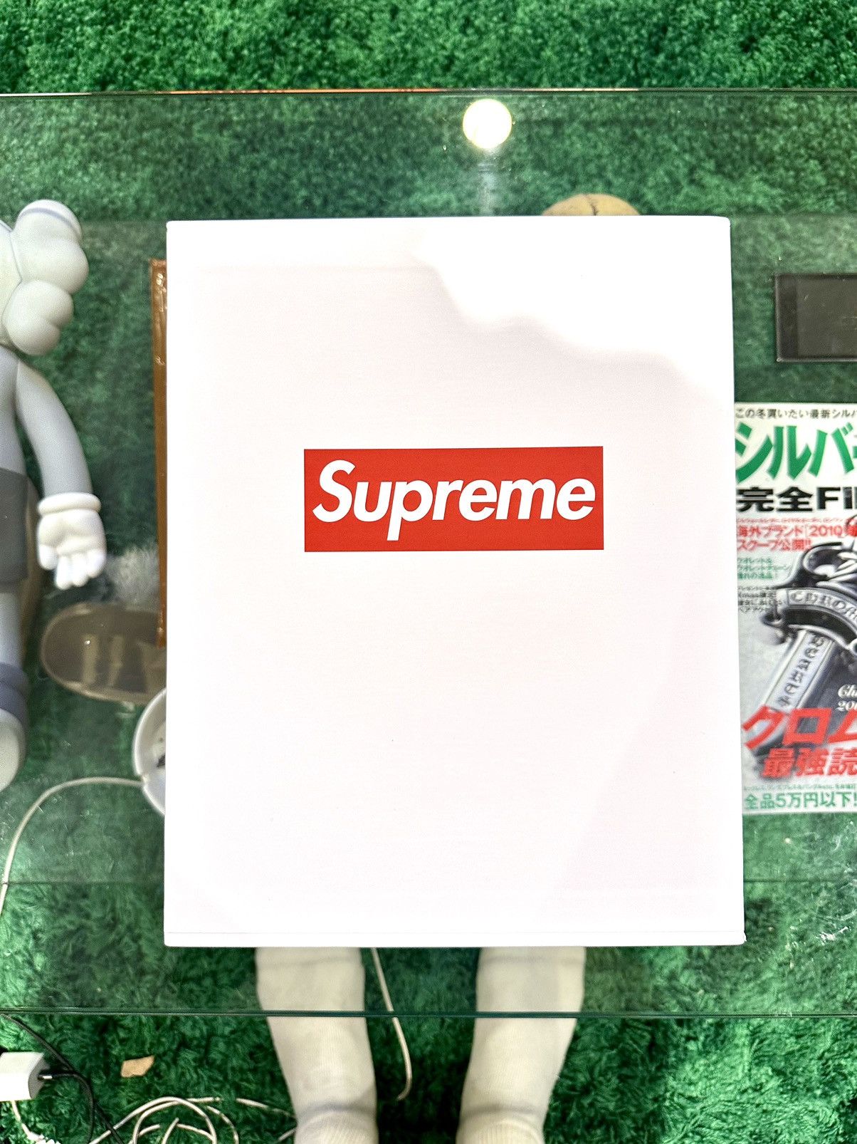 Supreme Supreme 30 Years: T Shirts 1994-2024 Book (3 Volumes) Size ONE SIZE - 6 Thumbnail