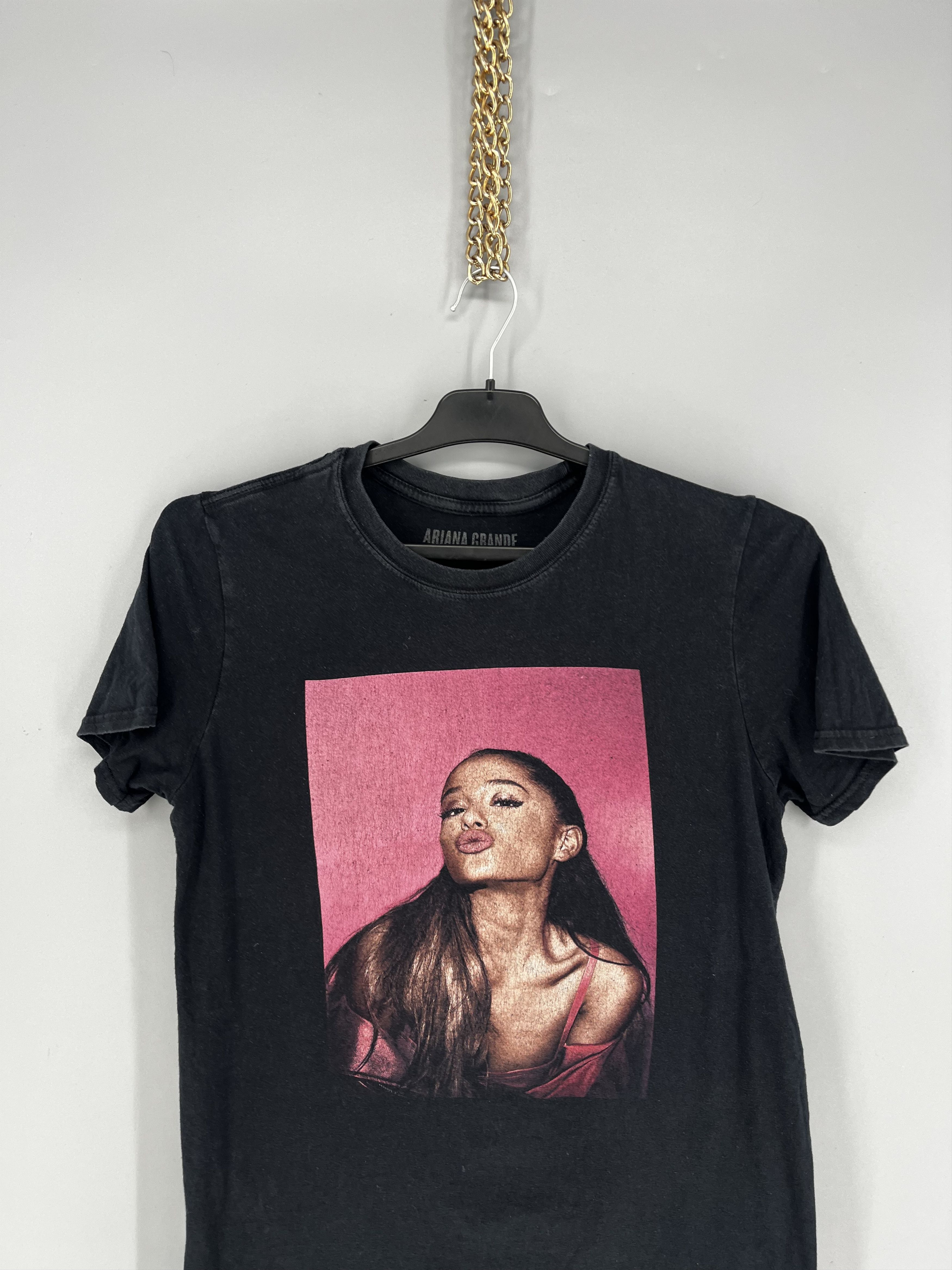 Band Tees Ariana Grande Shirt Short Sleeve Concert Shirt Band Black S Size US S / EU 44-46 / 1 - 6 Thumbnail