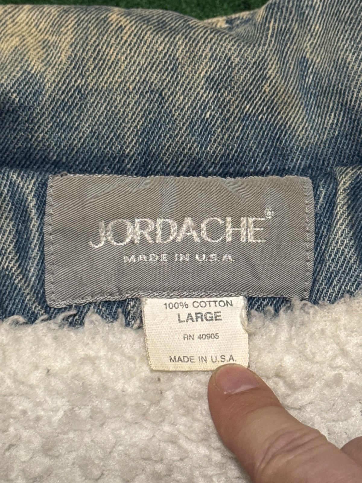 Jordache Vintage Jordache Acid Wash Distressed Lined L Denim Jacket Size L / US 10 / IT 46 - 2 Thumbnail