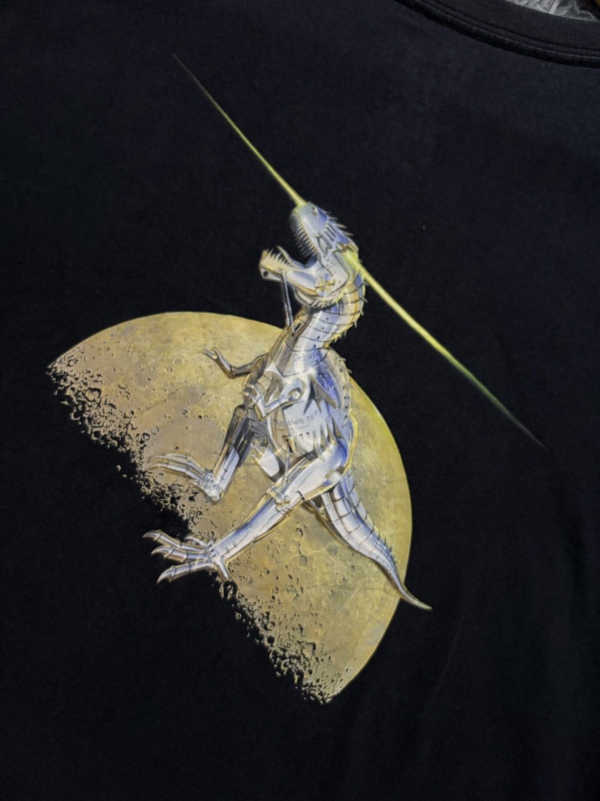 Club Sorayama × Uniqlo 🔥HOT🔥 JURASSIC WORLD X HAJIME SORAYAMA Size US M / EU 48-50 / 2 - 2 Thumbnail