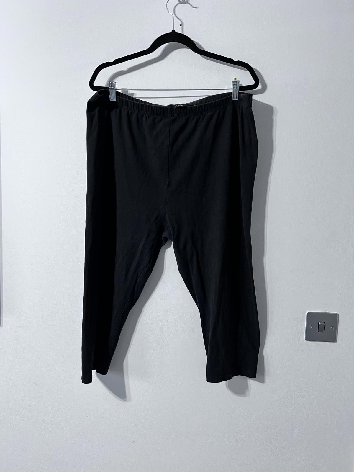 Other Yours Clothing Black Cropped Trousers – Size 26 Size 42" / US 20 - 2 Thumbnail