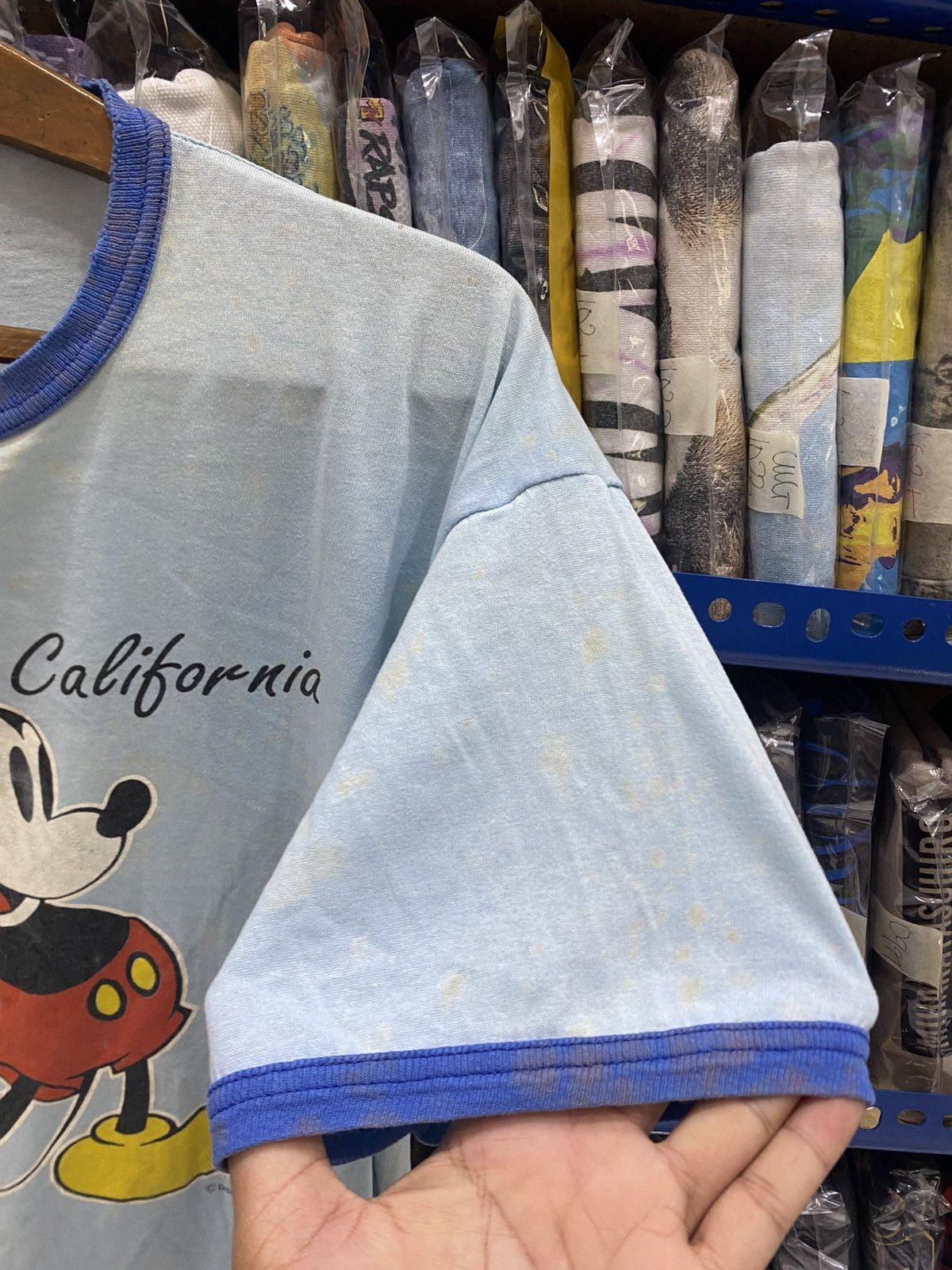 Mickey Mouse VINTAGE DISTREESED MICKEY MOUSE TEES Size US M / EU 48-50 / 2 - 5 Thumbnail