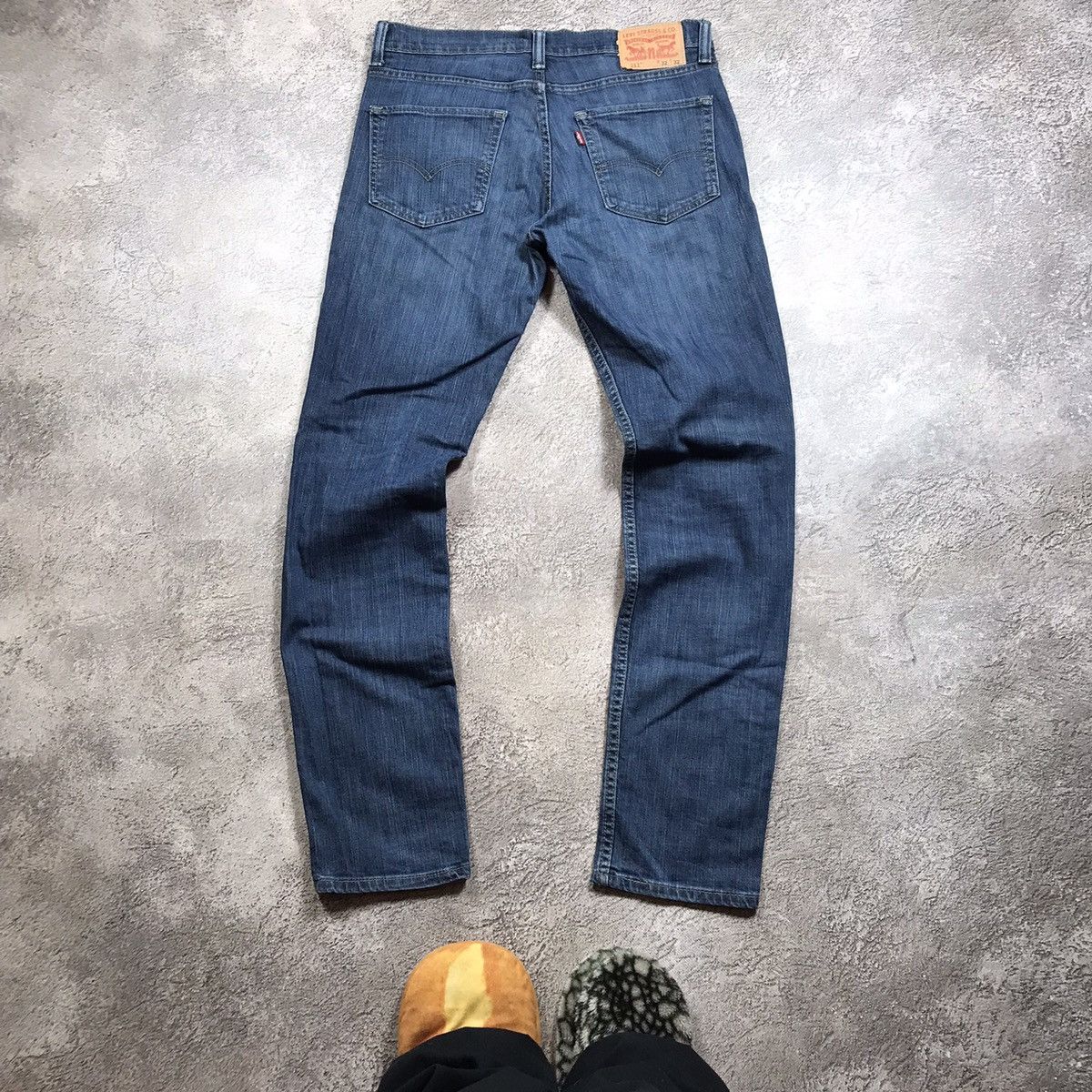 Vintage Vintage 90s Levis Distressed Baggy Jeans Grunge Graphic 32 Size US 32 / EU 48 - 2 Thumbnail