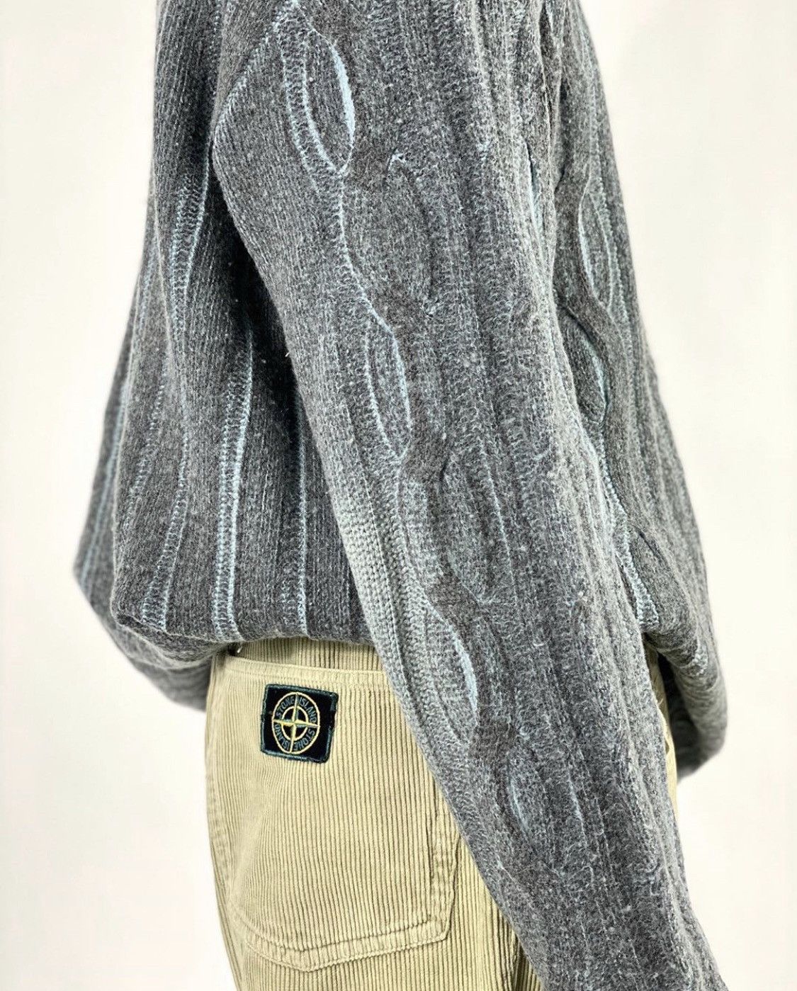 Versace Jeans Couture Vintage Versace Jeans Couture Cable Knit Sweater Size US XXL / EU 58 / 5 - 1 Thumbnail