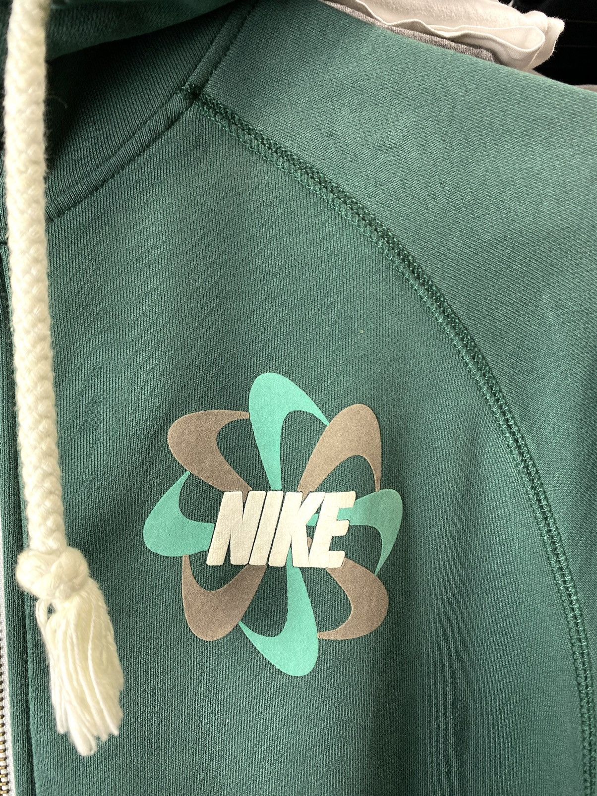 Nike Rare! Vintage 2000’s Nike Circle Logo Hoodie Hype Size US XL / EU 56 / 4 - 3 Thumbnail