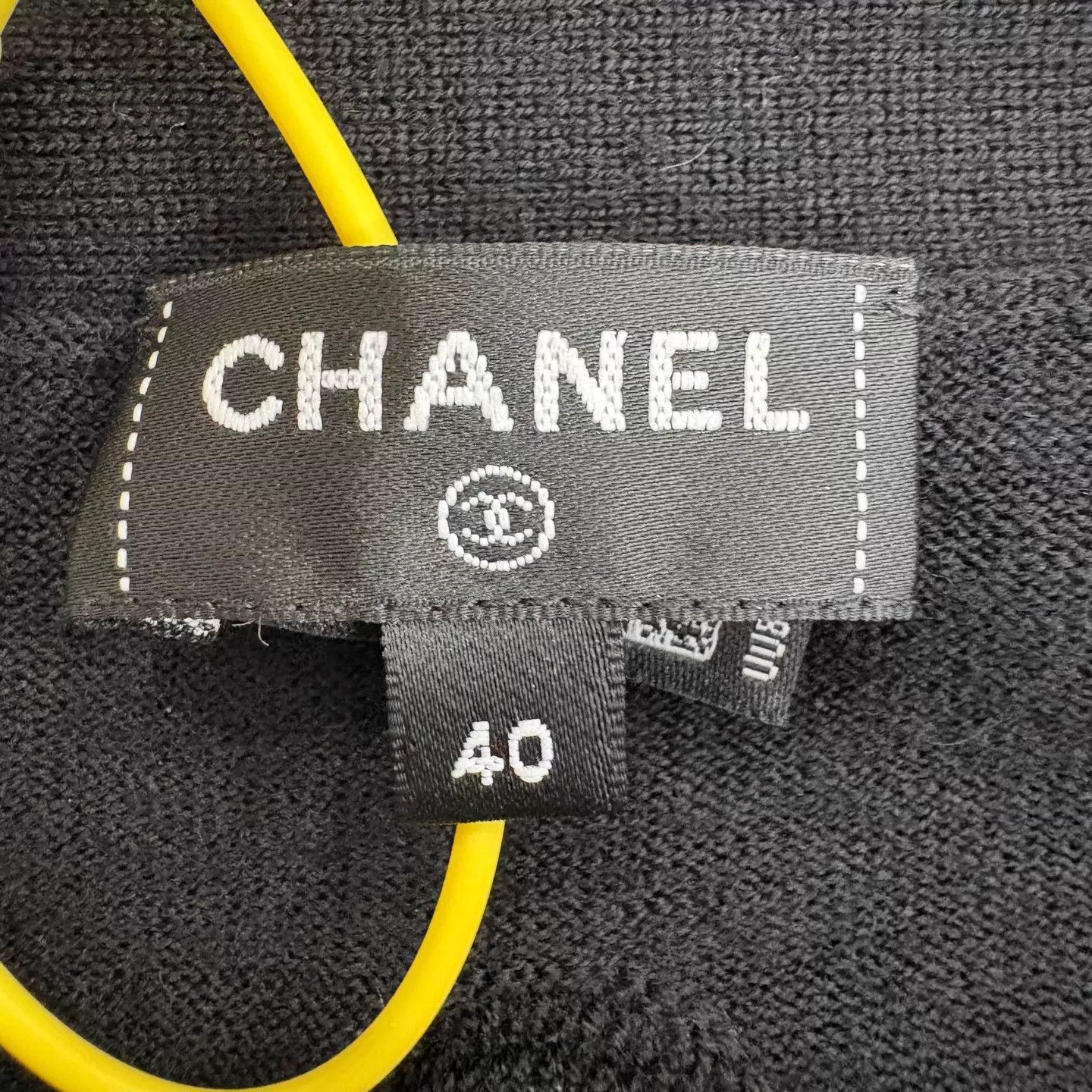 Chanel Chanel Black Camellia Bow Off-the-shoulder Knit Top Size S / US 4 / IT 40 - 3 Thumbnail