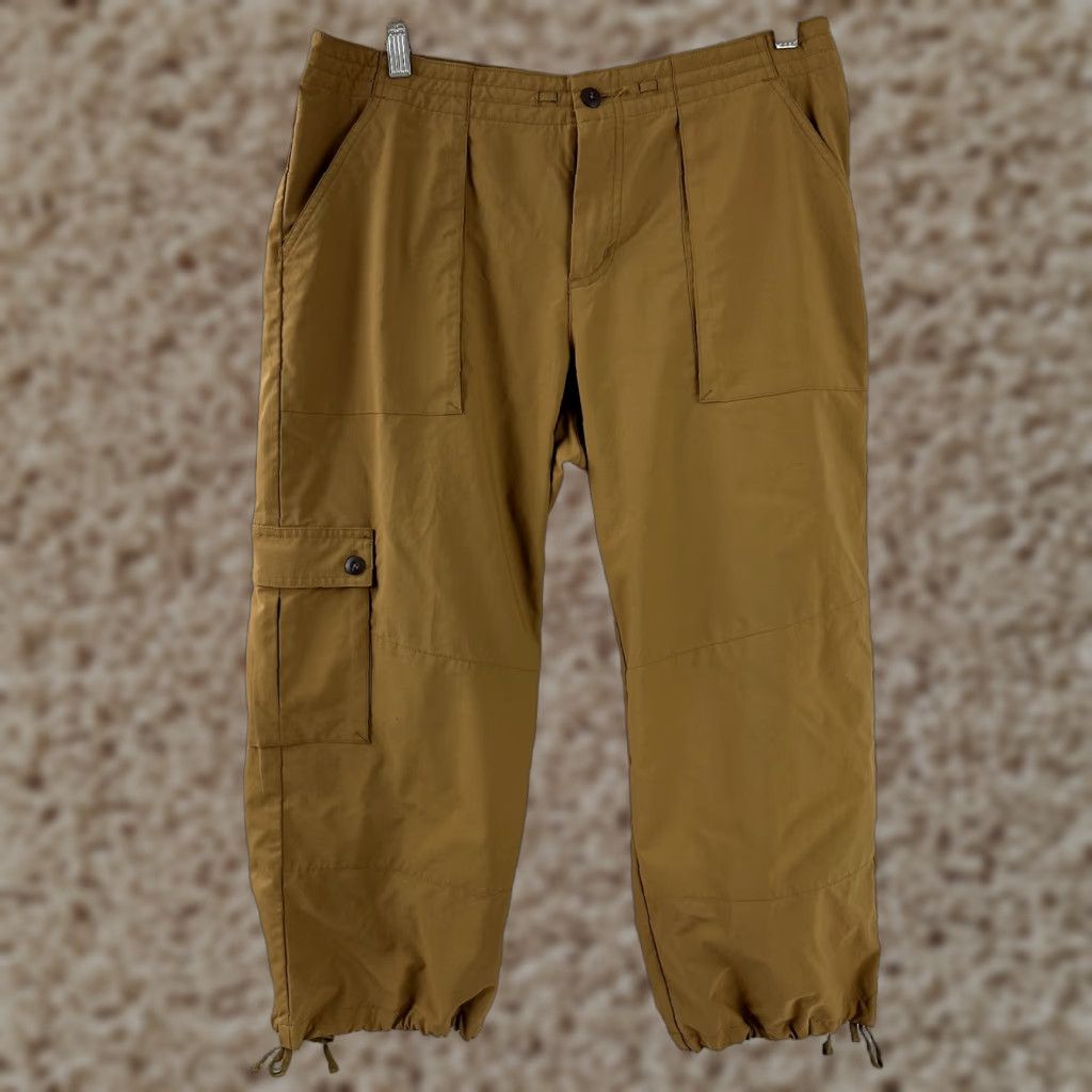 Patagonia Patagonia Women's Capri Hiking Pants Brown Size 10 (measures 32x22) Size 32" / US 10 / IT 46 - 1 Thumbnail