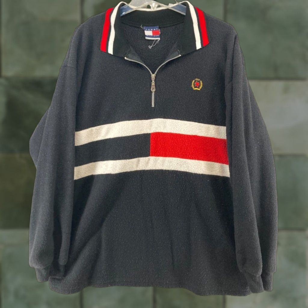 Tommy Hilfiger VINTAGE Tommy Hilfiger Mens Shirt Large Black 1/4 Zip USA Made Size US L / EU 52-54 / 3 - 1 Thumbnail