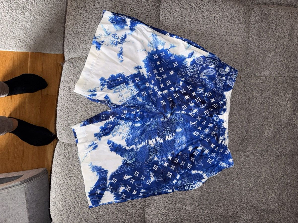 Louis Vuitton LV Blue bandana short Size US 32 / EU 48 - 1 Thumbnail
