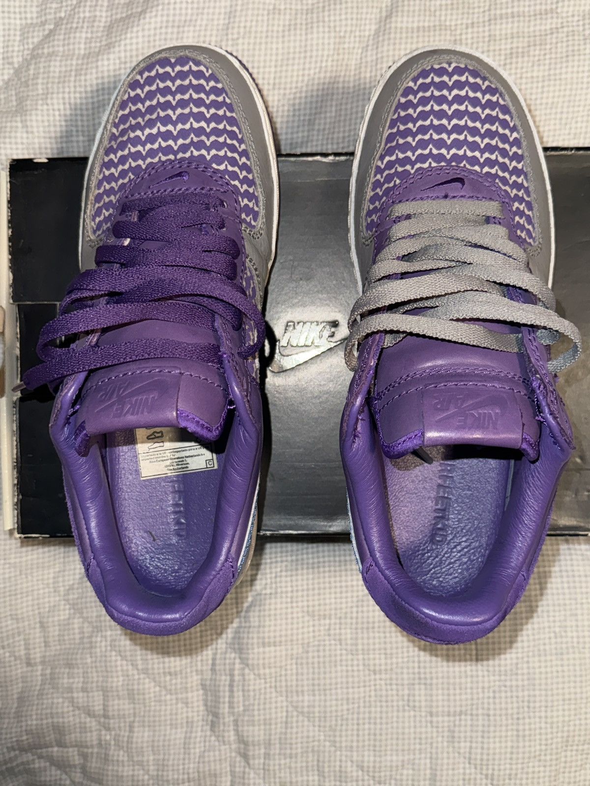 Nike × Undefeated Nike Air Force 1 Low ‘Undefeated Purple’ Size US 8.5 / EU 41-42 - 3 Thumbnail