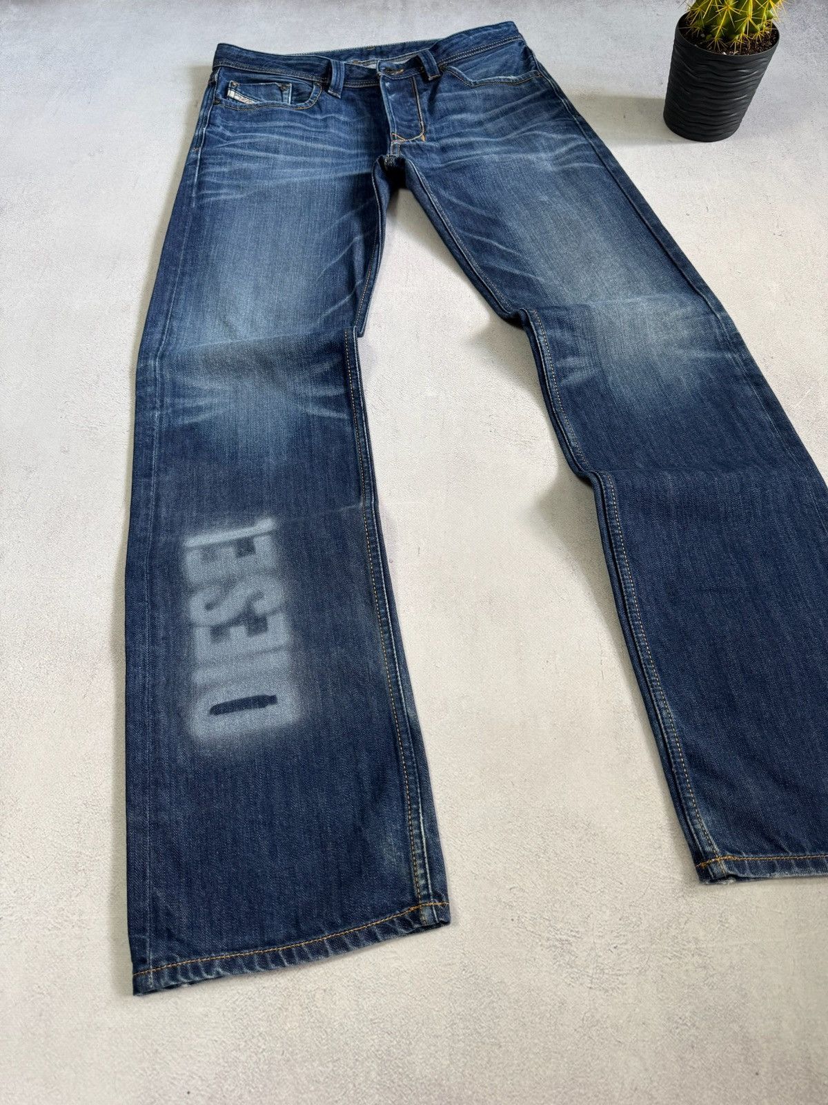 Diesel Diesel Big Logo Denim Pants Jeans Vintage 90s Japanese Y2K Size US 32 / EU 48 - 6 Thumbnail