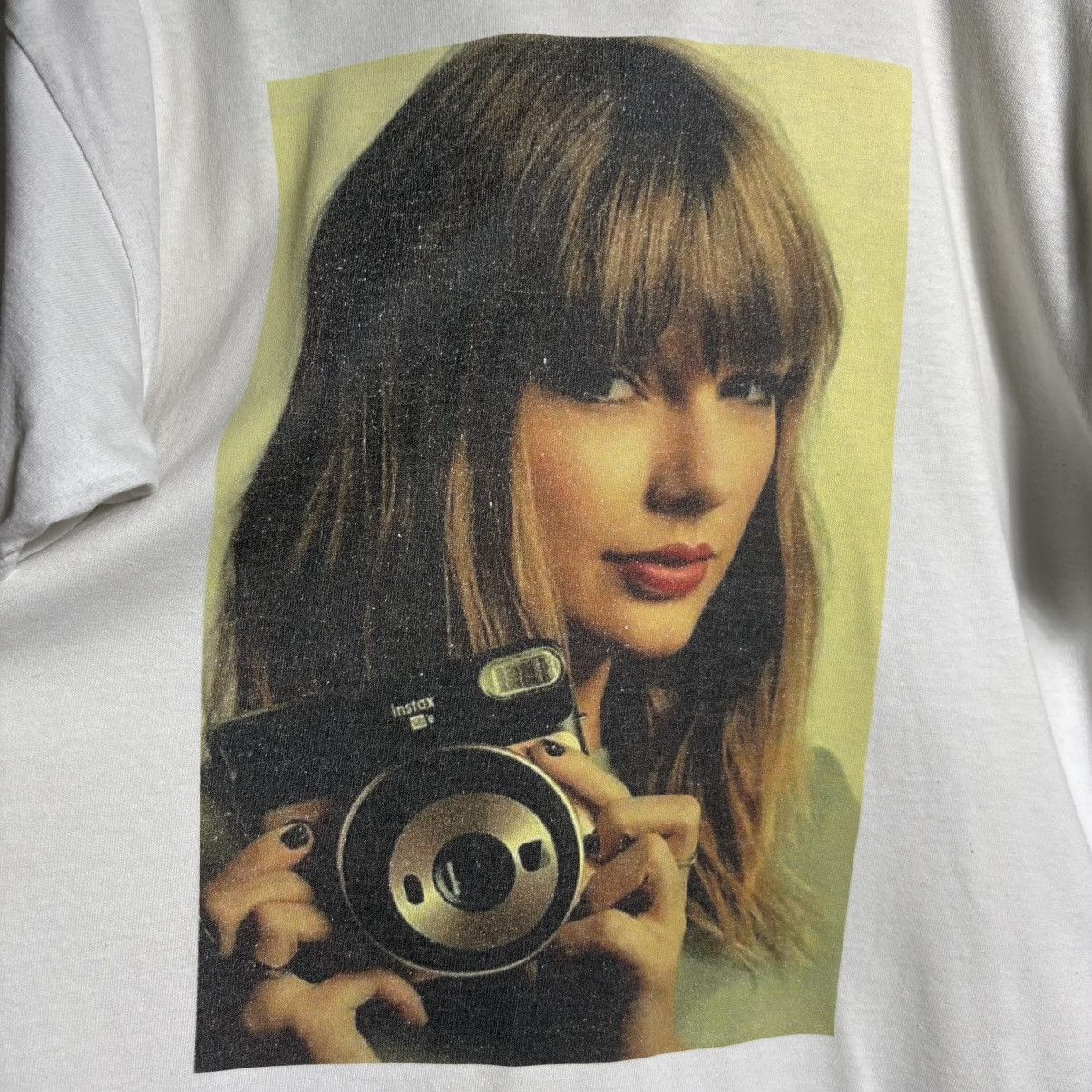 Band Tees Taylor Swift x Fuji Film Photo Graphic T-Shirt / Band Tee Size US L / EU 52-54 / 3 - 2 Thumbnail