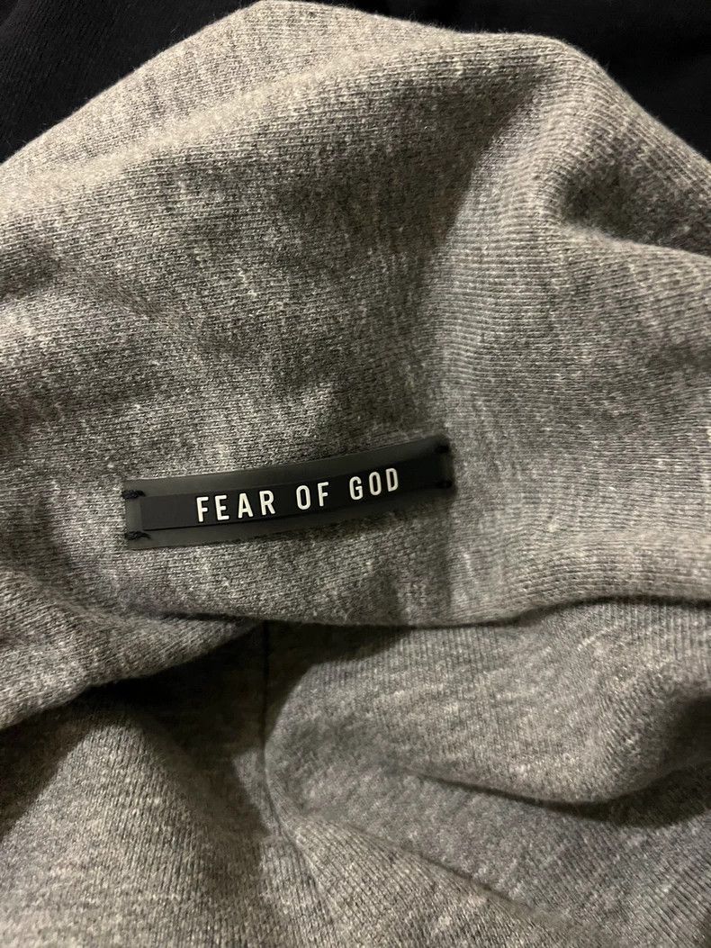 Fear of God Fear of God Season 6 FG sweatshirt is gray Size US S / EU 44-46 / 1 - 5 Thumbnail