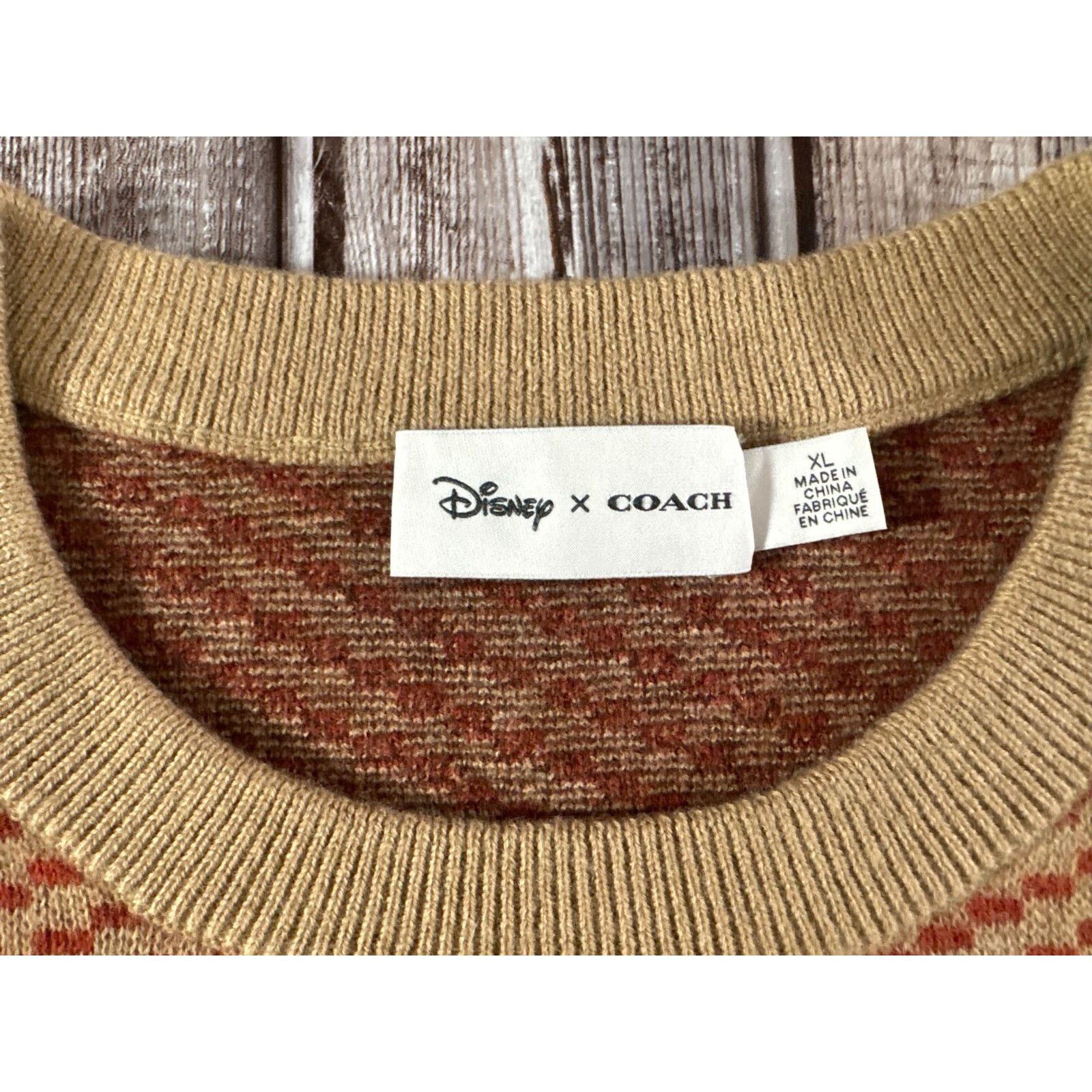 Disney Disney X Coach 100% wool Ski Mickey Mouse Sweater sz XL colo Size XL / US 12-14 / IT 48-50 - 2 Thumbnail