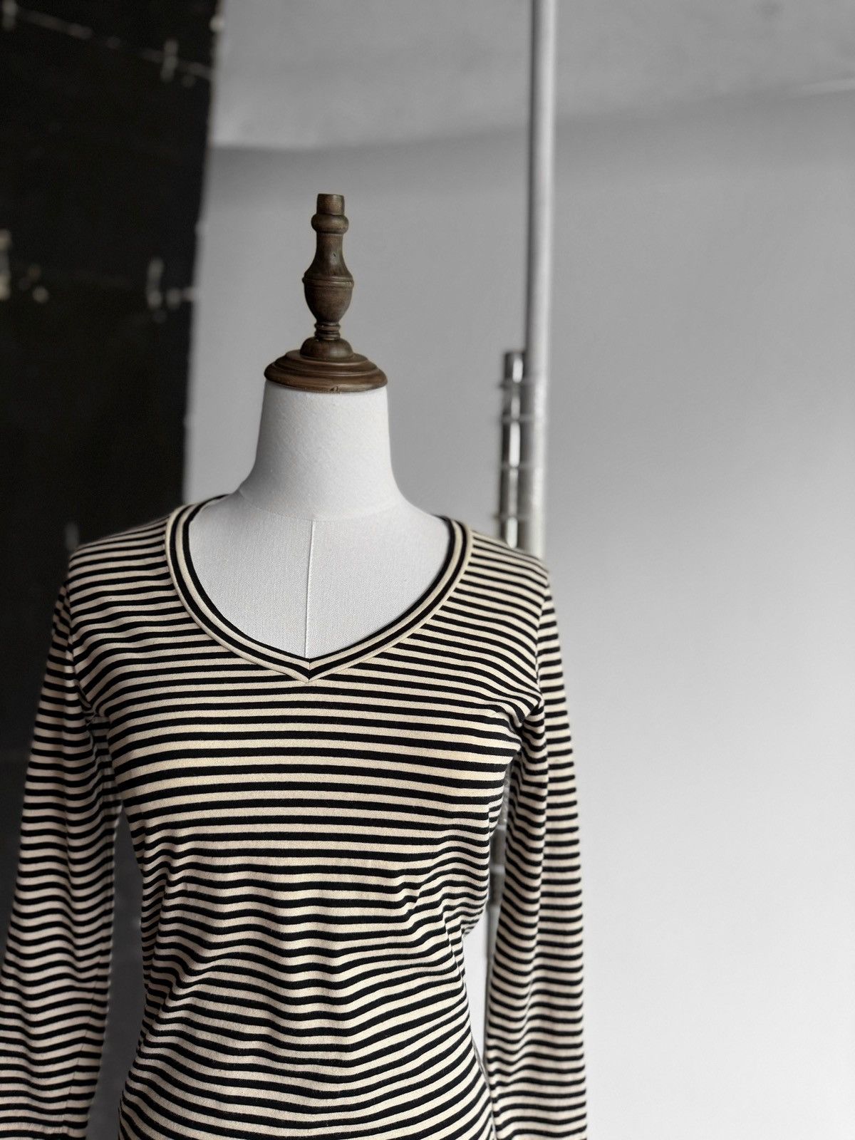 Max Mara × Weekend Max Mara Max Mara Weekend Womens V-Neck Striped 3/4 Sleeve Top Shirt Size S / US 4 / IT 40 - 2 Thumbnail