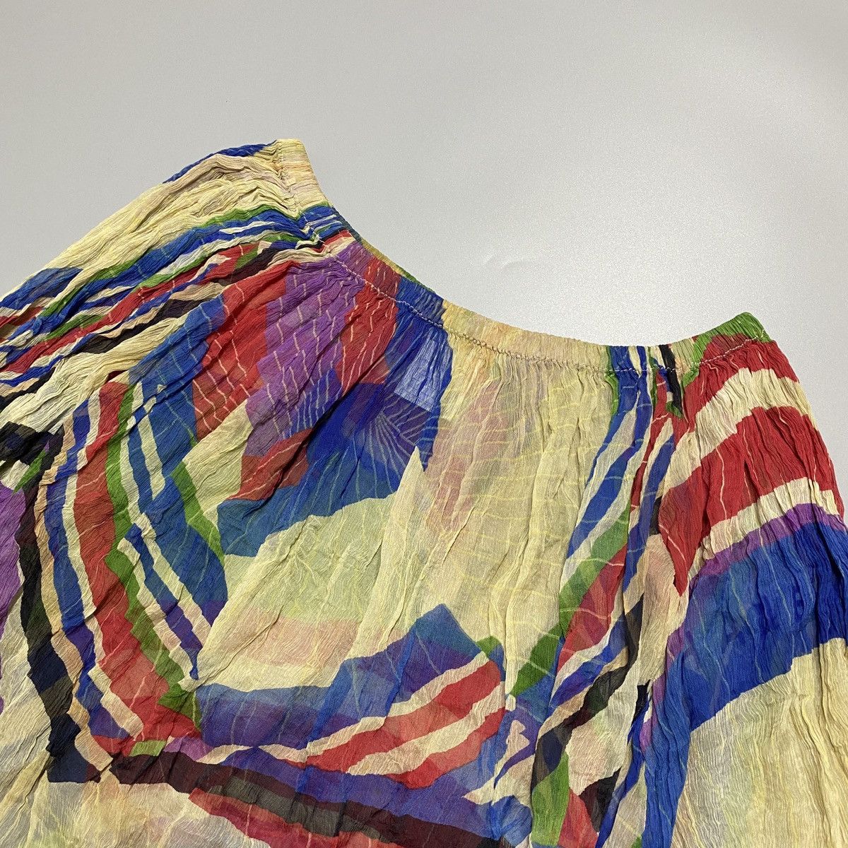 Chanel SS06 Printed Chiffon Top Size XS / US 0-2 / IT 36-38 - 2 Thumbnail