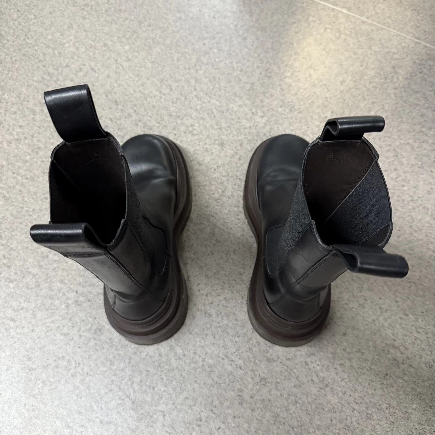 Bottega Veneta Bottega Veneta Tire Platform Chelsea Boots Black Brown Size US 7 / IT 37 - 7 Thumbnail