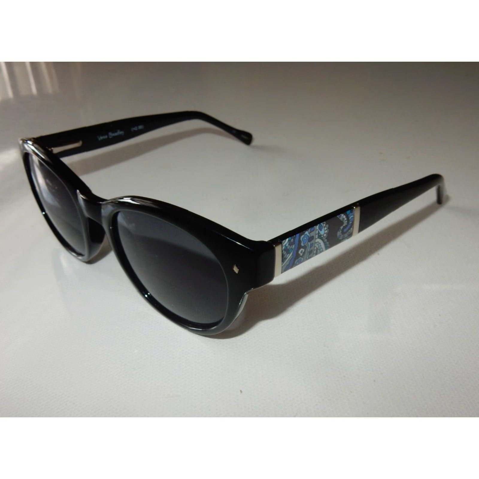 Vera Bradley VINTAGE Vera Bradley Sunglasses Lexi Deep Night Paisley Women Black 2.00 Small Scratches Size ONE SIZE - 2 Thumbnail