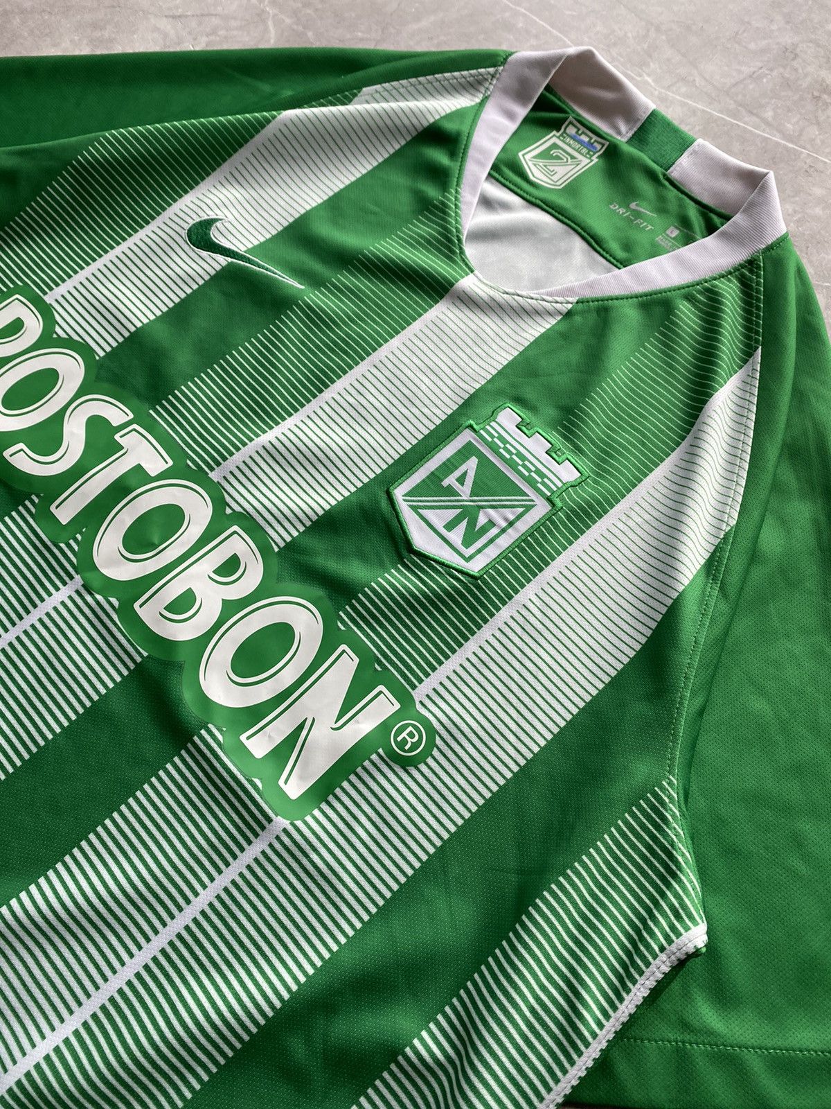 Nike 2019/20 Nike Atletico Nacional Home Football Soccer Jersey Size US L / EU 52-54 / 3 - 4 Thumbnail