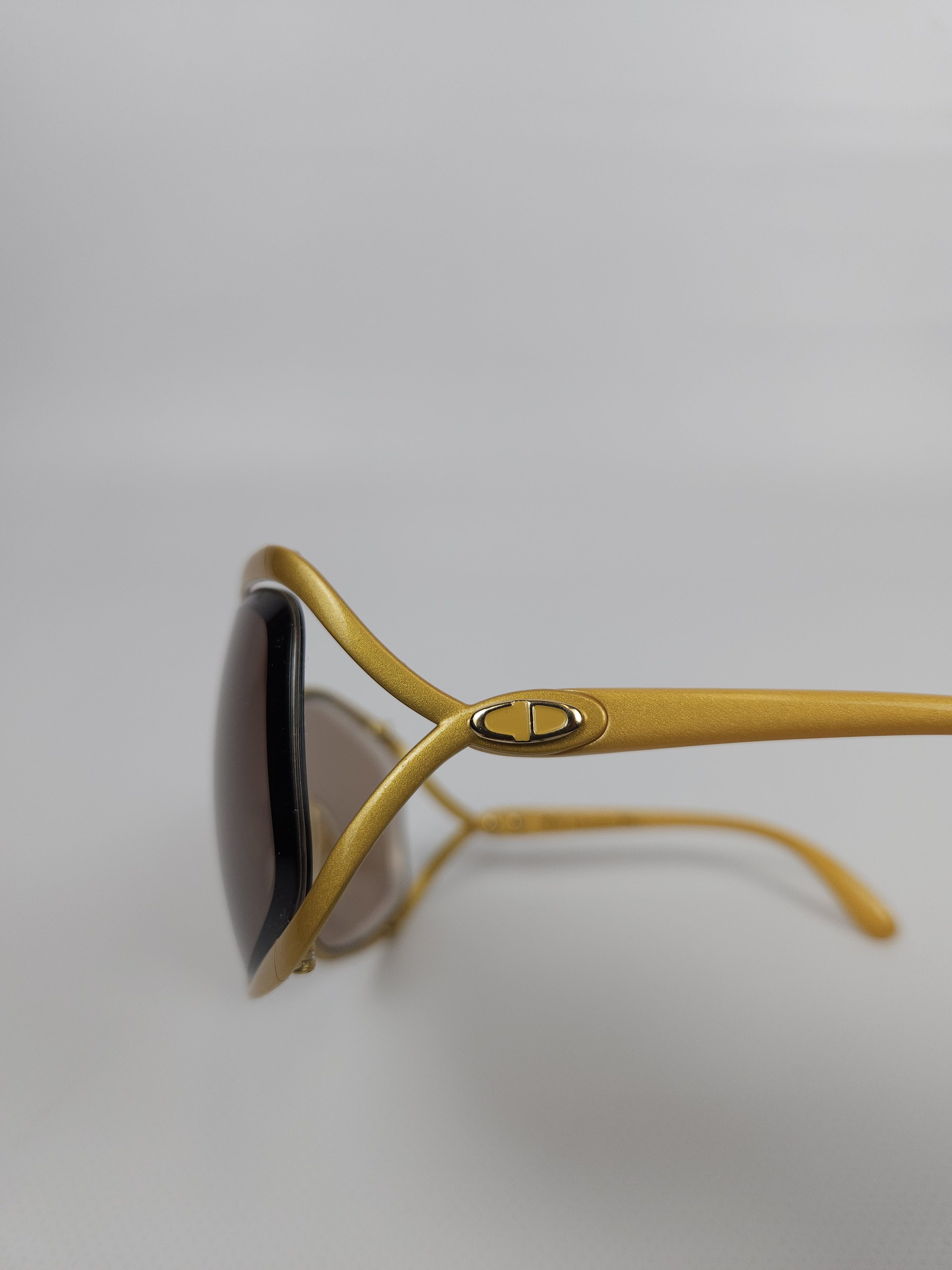 Dior Vintage 80s Dior 2056 40 butterfly sunglasses Size ONE SIZE - 12 Thumbnail