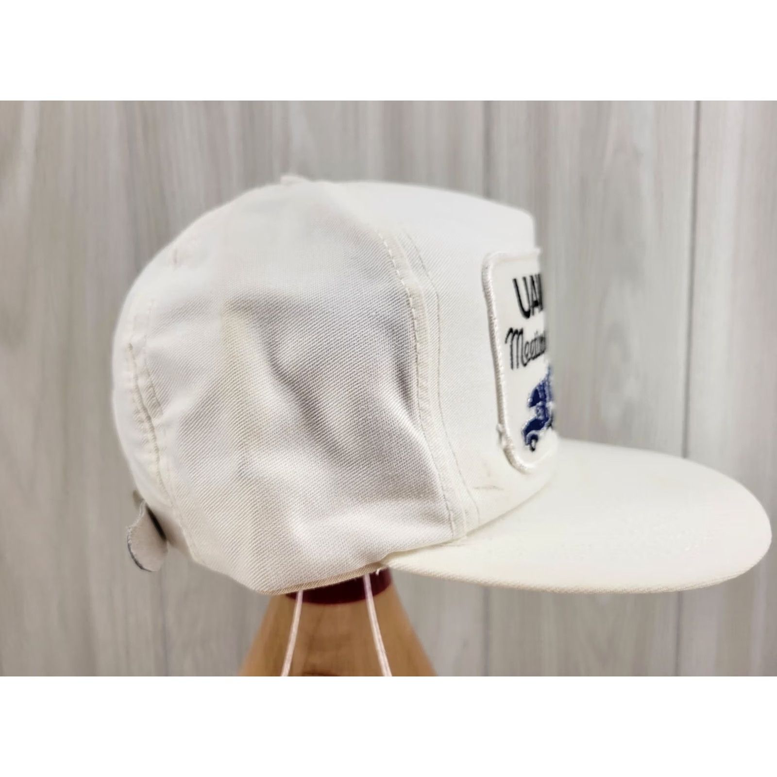 Vintage VINTAGE Genesis Trucker Hat Mens Adjustable Leather Strapback Made in the USA White Cap Size ONE SIZE - 4 Thumbnail